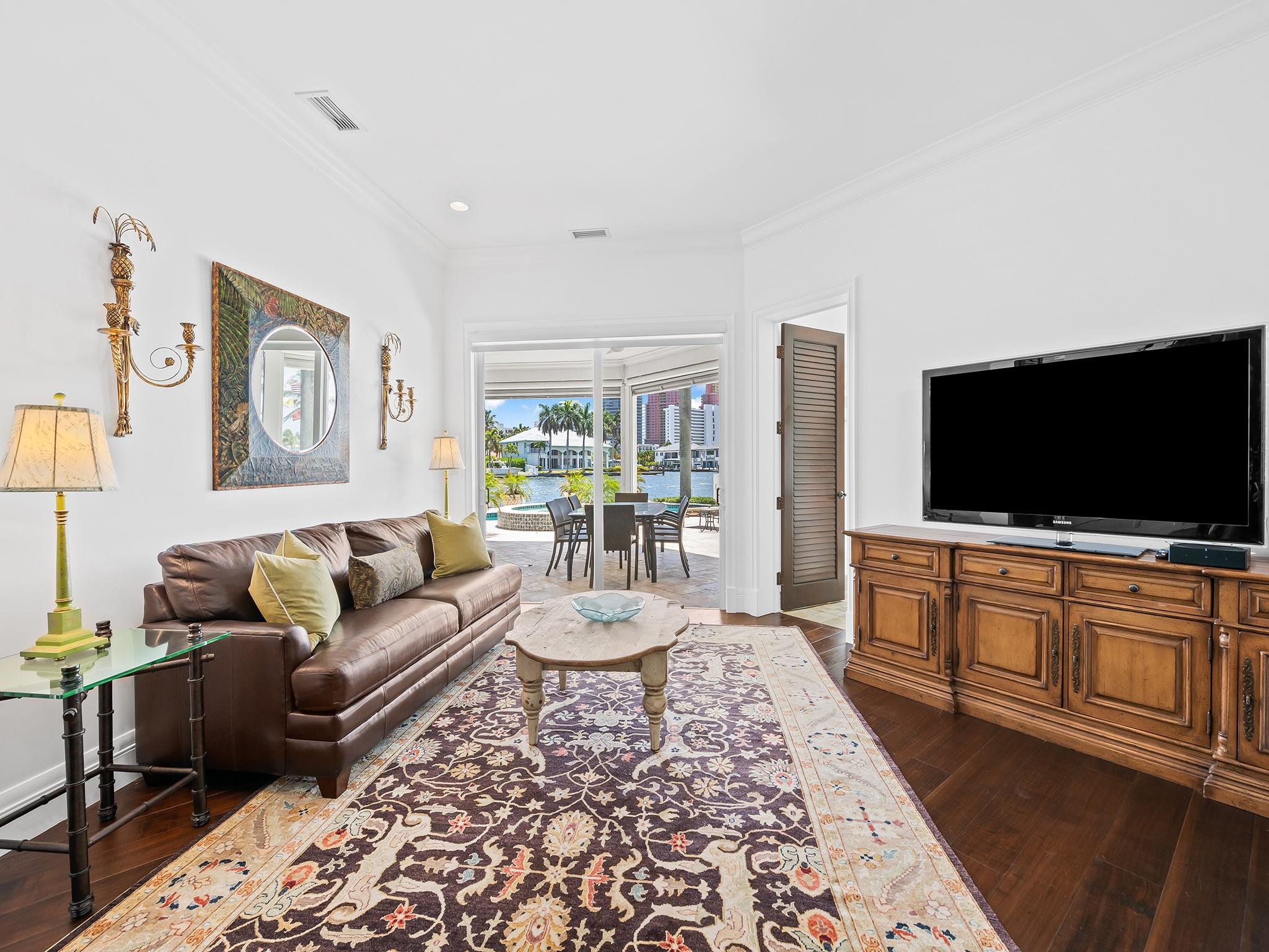 2898 NE 26th St Fort Lauderdale, FL 33305