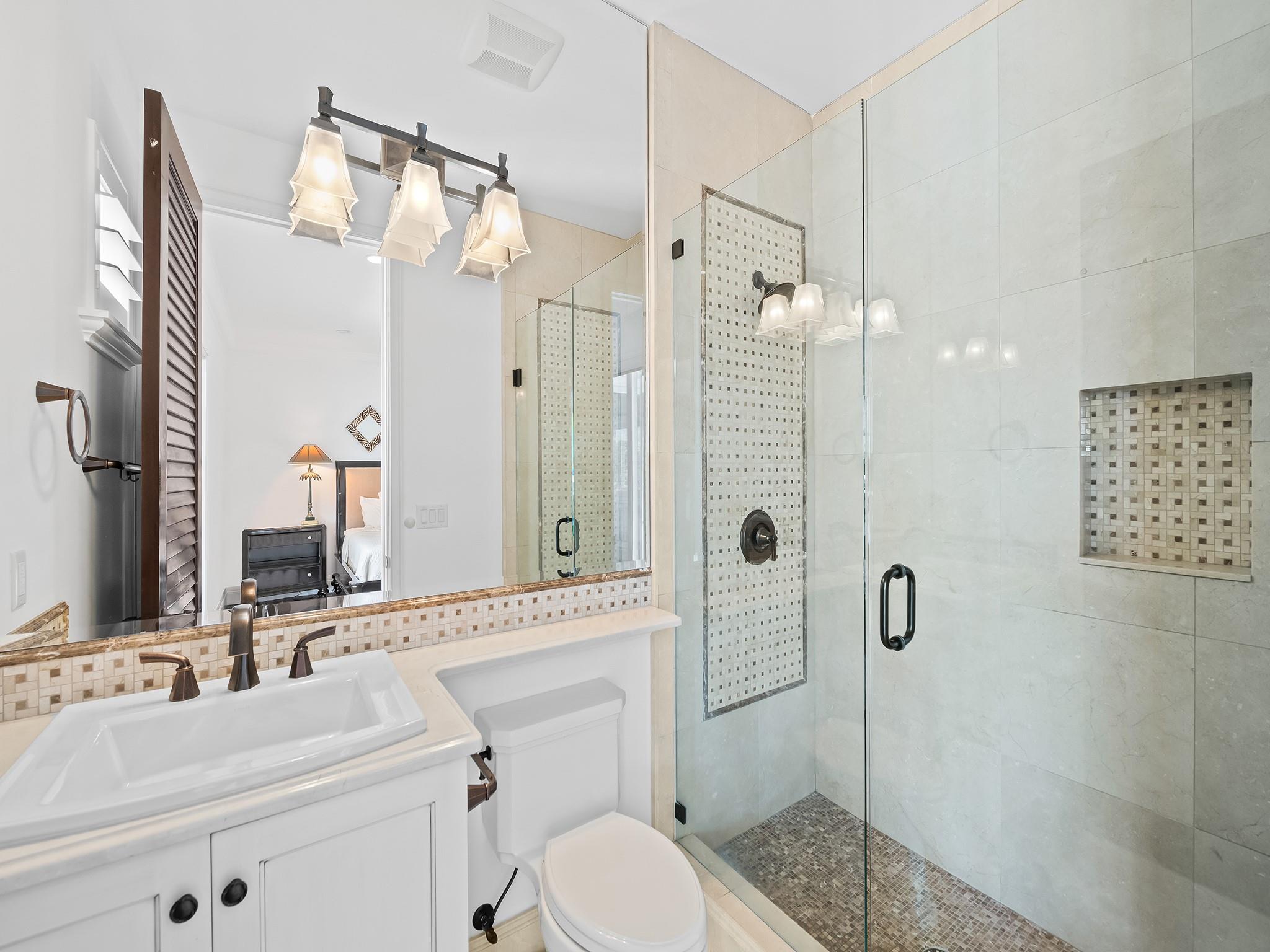 2898 NE 26th St Fort Lauderdale, FL 33305