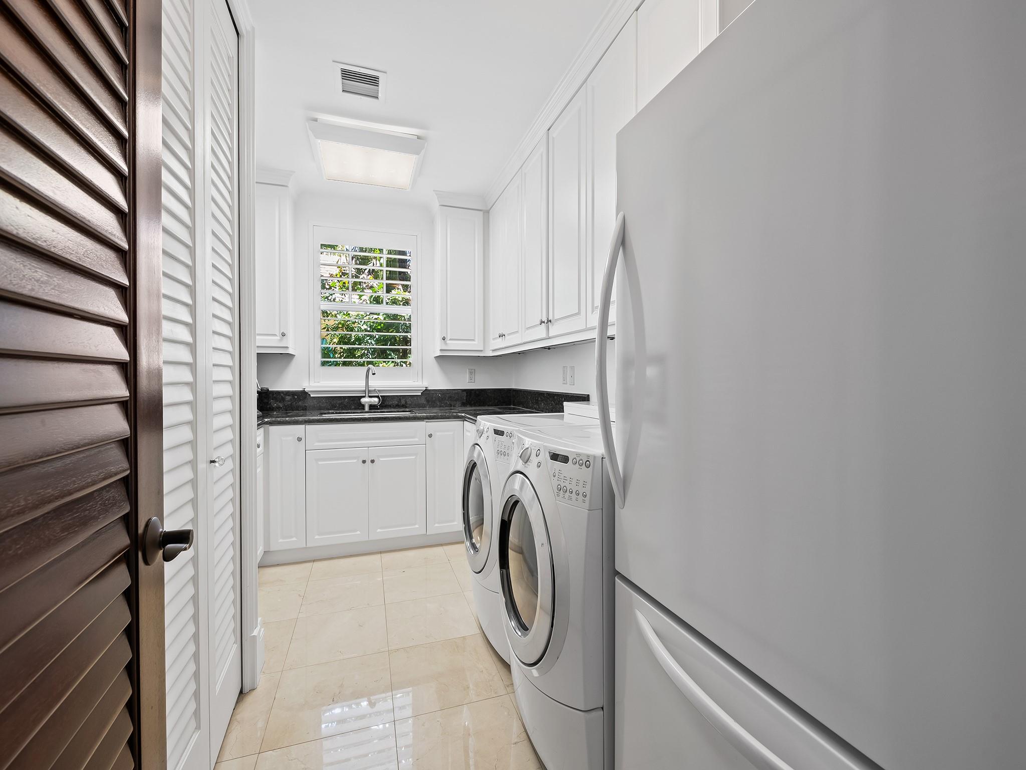 2898 NE 26th St Fort Lauderdale, FL 33305