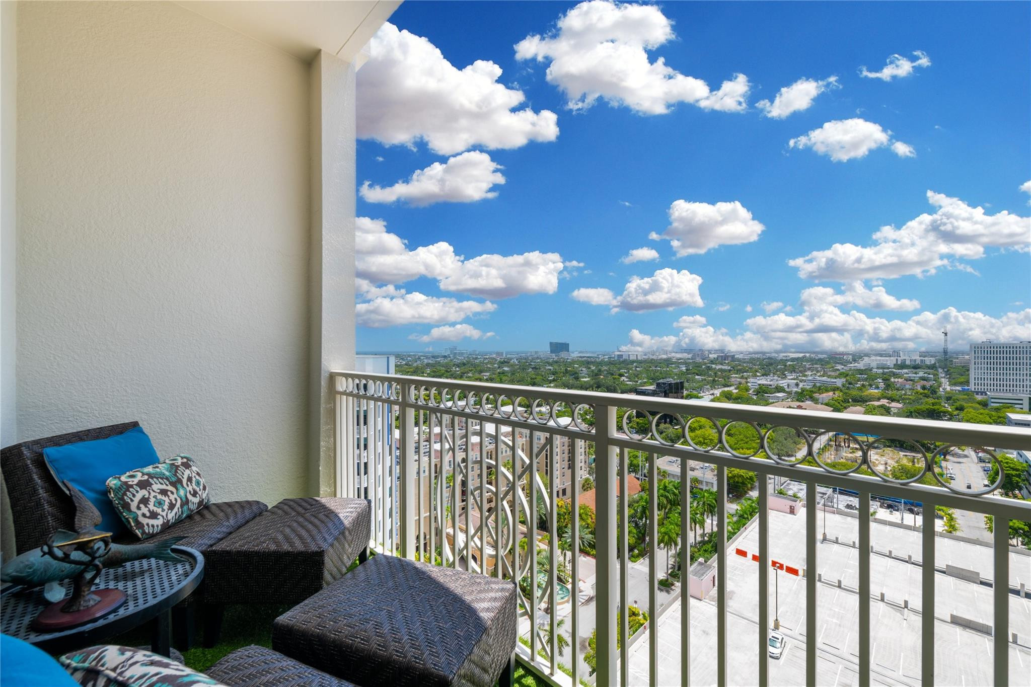 511 SE 5th Ave #1906 Fort Lauderdale, FL 33301