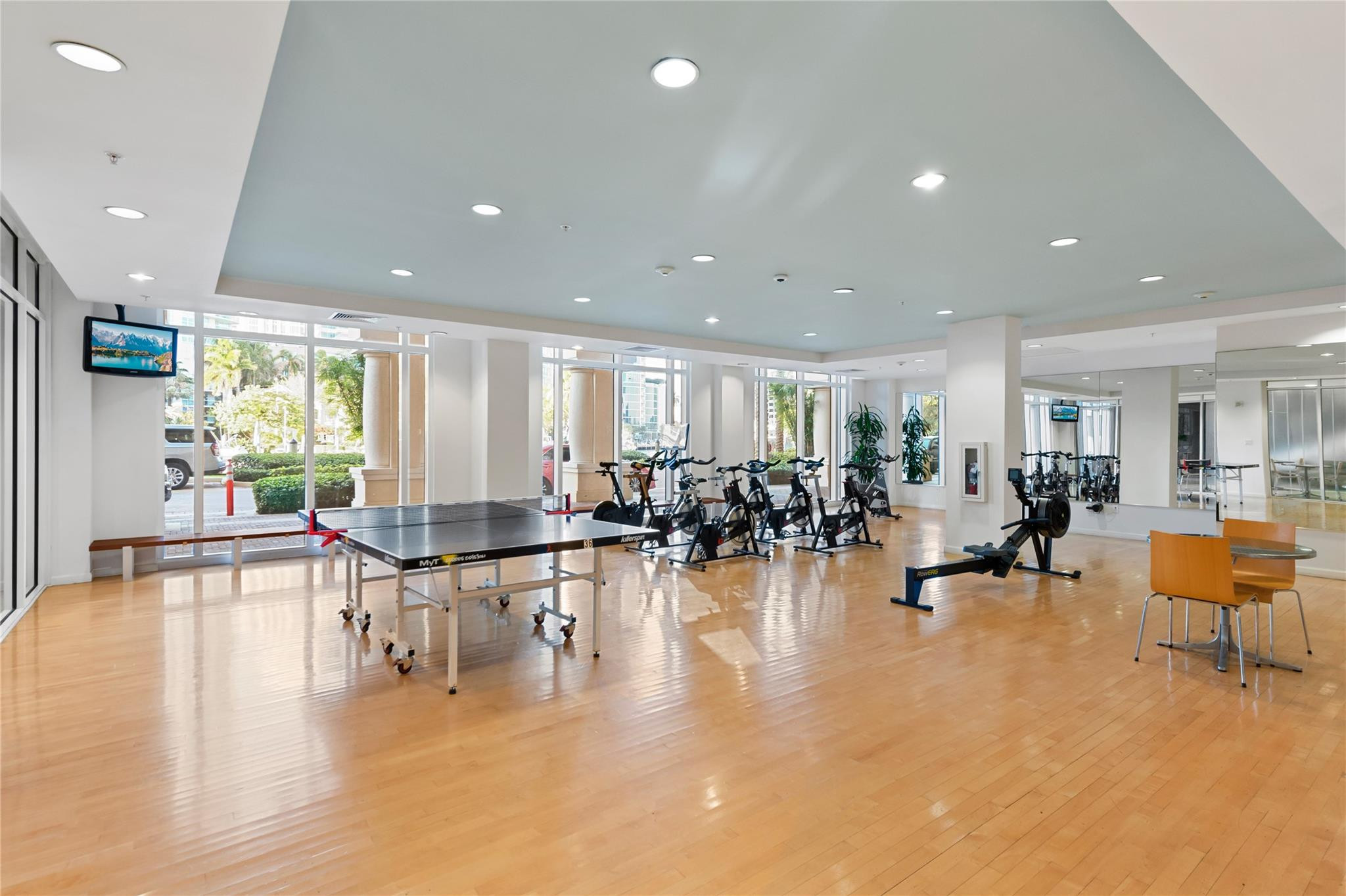 511 SE 5th Ave #1906 Fort Lauderdale, FL 33301