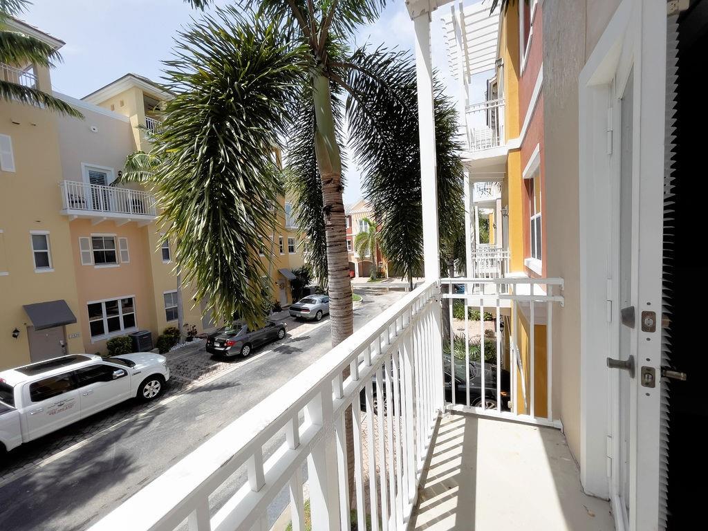 2343 Vintage Dr #2343 Lighthouse Point, FL 33064