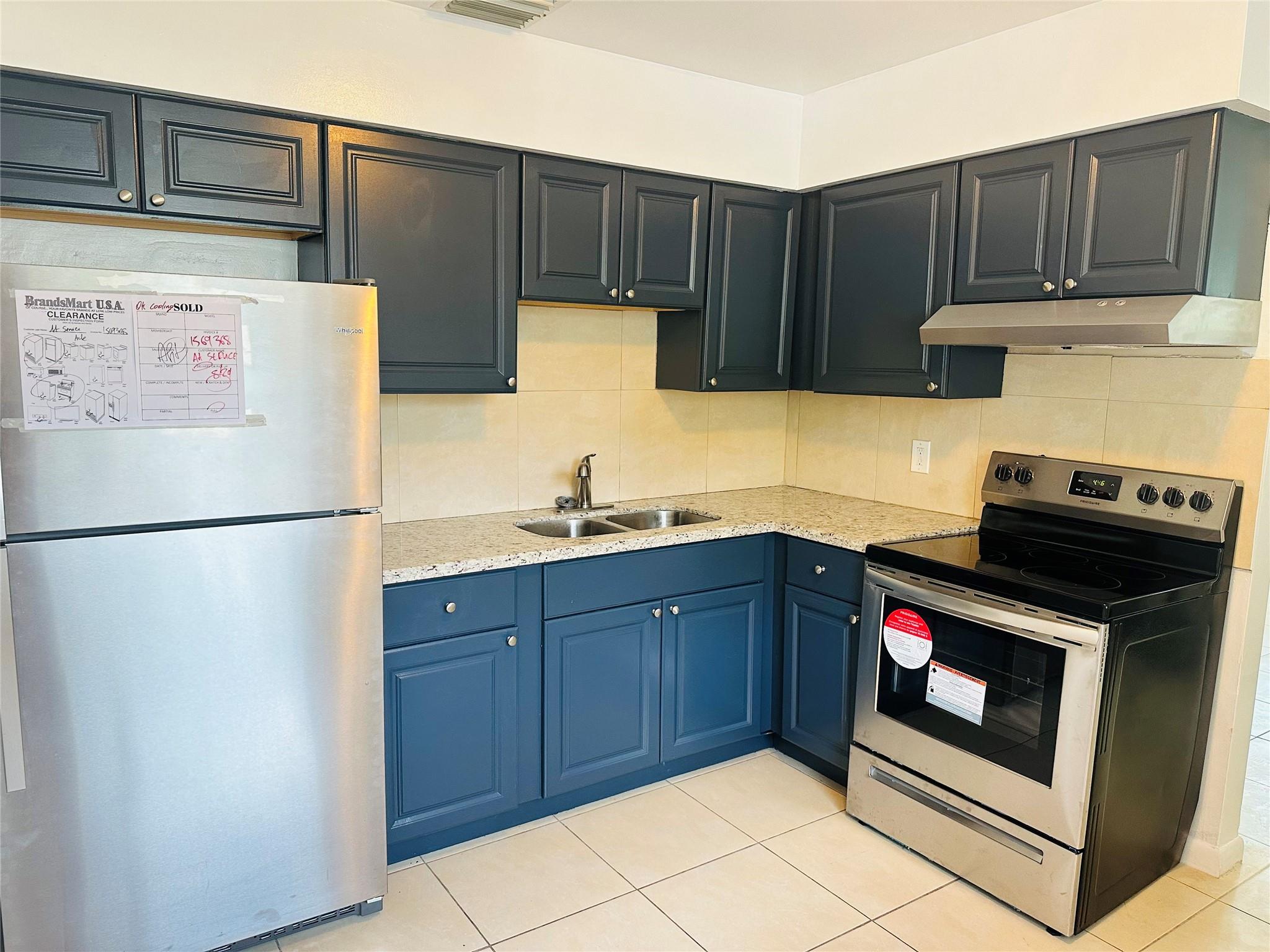 2216 Wilson St #1