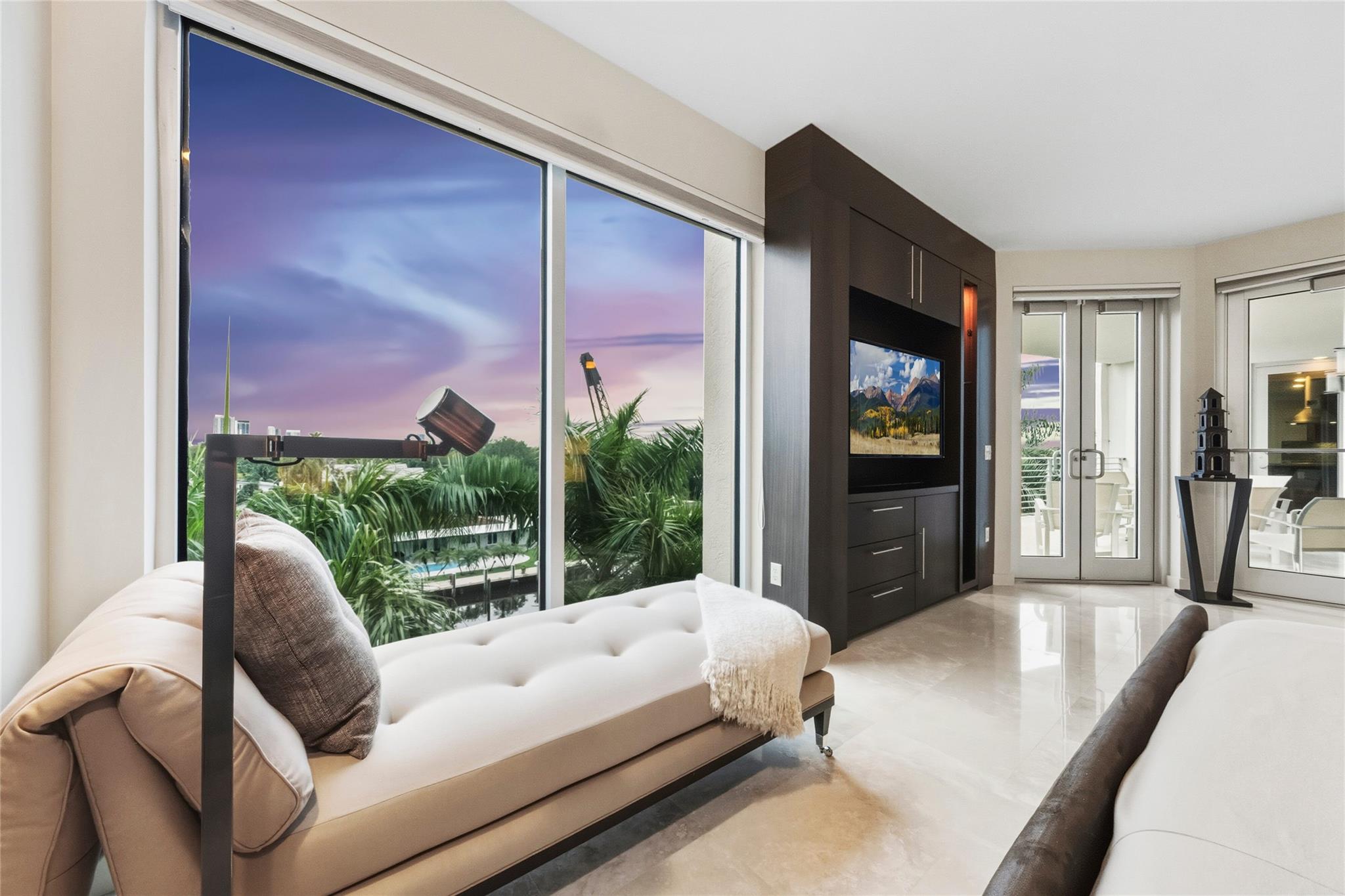 301 Hendricks Isle #10 Fort Lauderdale, FL 33301