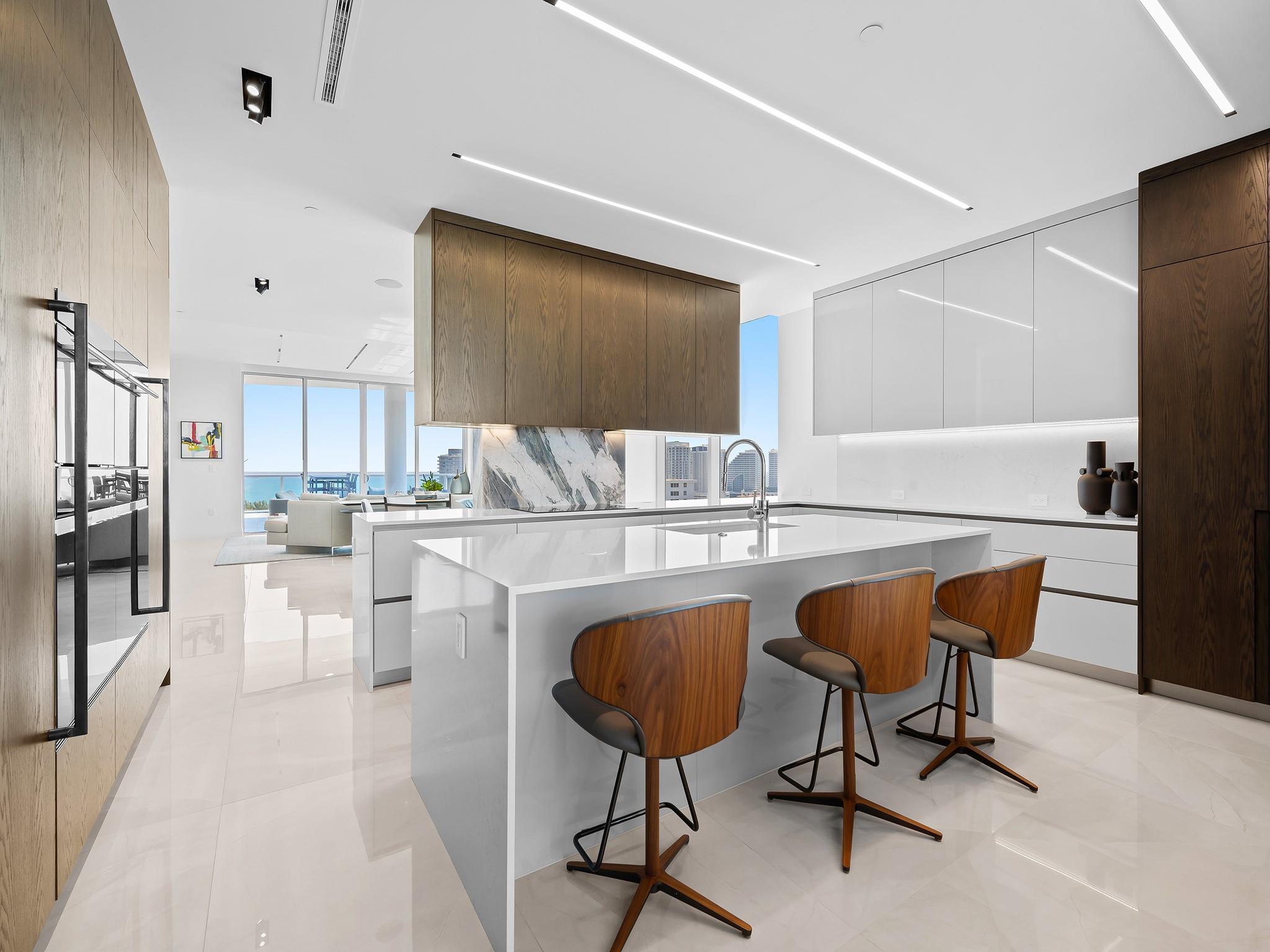 920 Intracoastal Dr #PH1 Fort Lauderdale, FL 33304