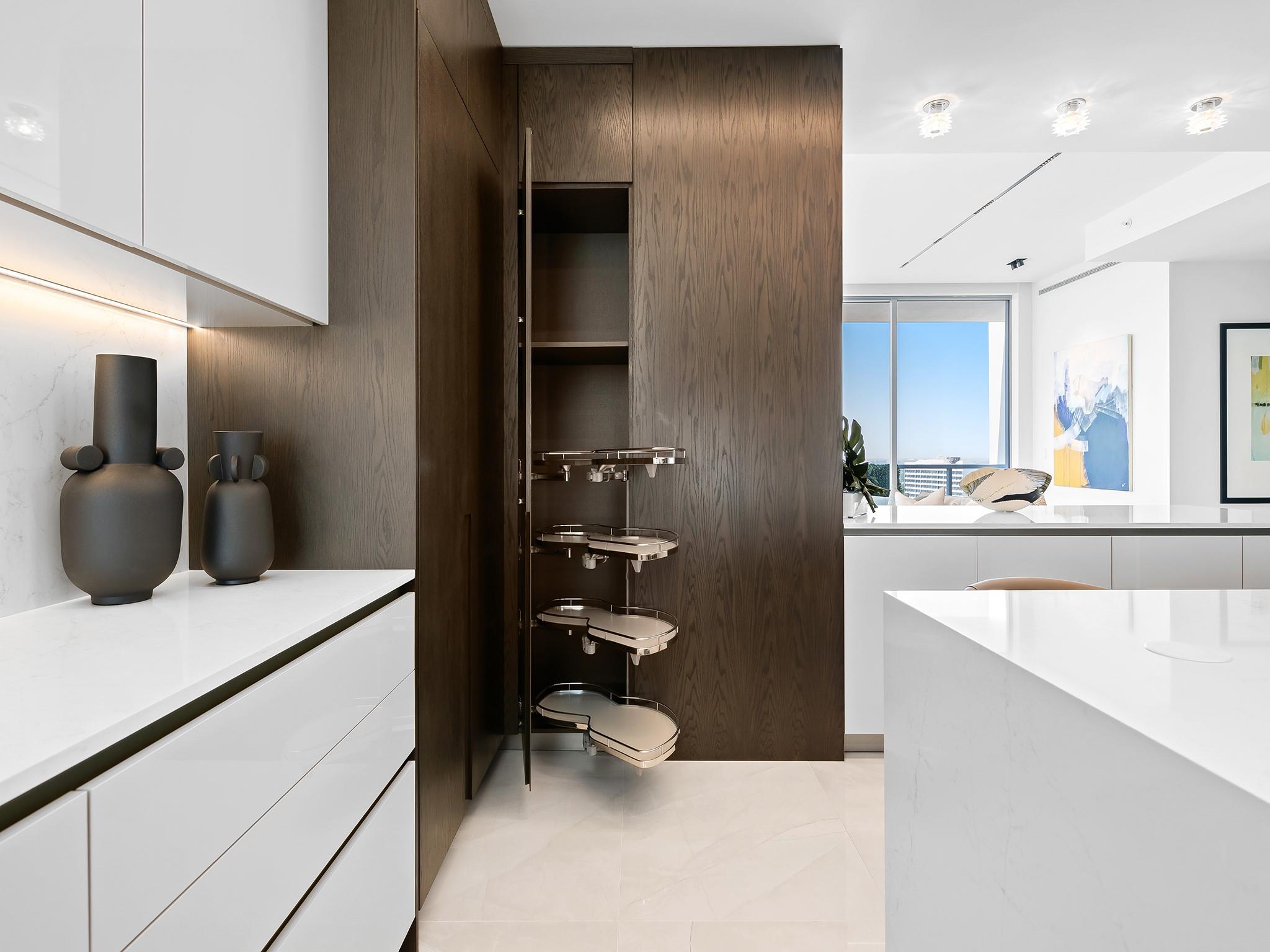 920 Intracoastal Dr #PH1 Fort Lauderdale, FL 33304