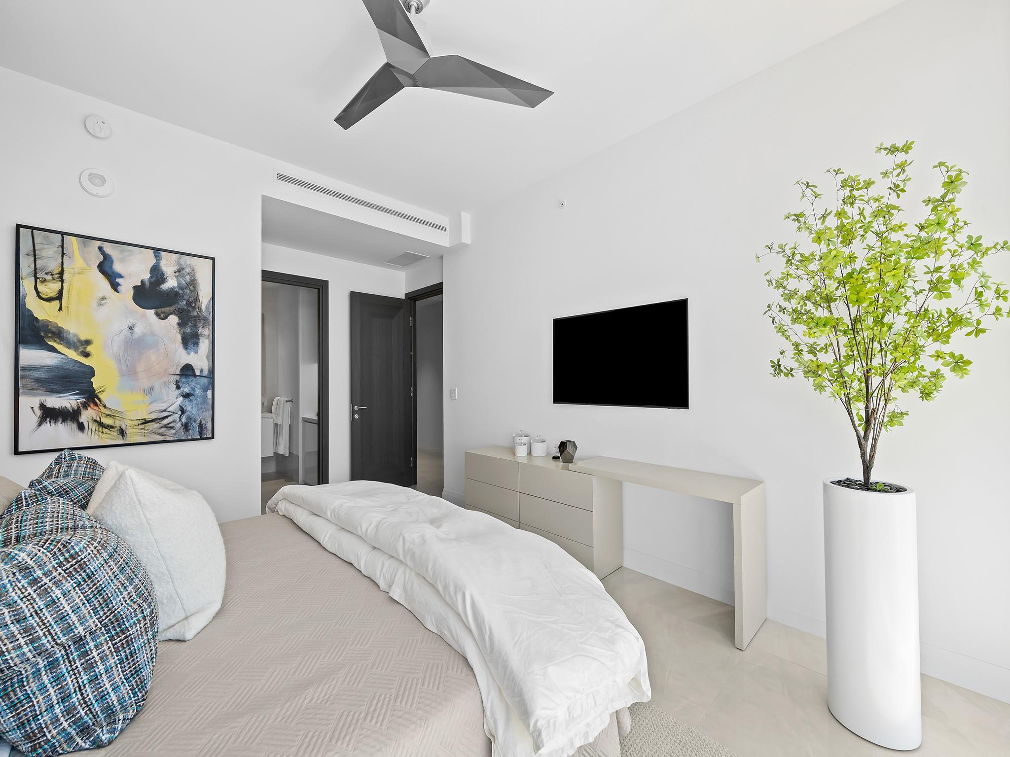 920 Intracoastal Dr #PH1 Fort Lauderdale, FL 33304