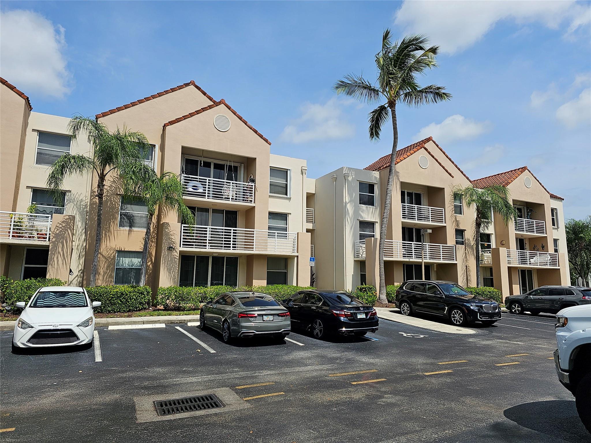 2731 Ocean Clb Blvd #106