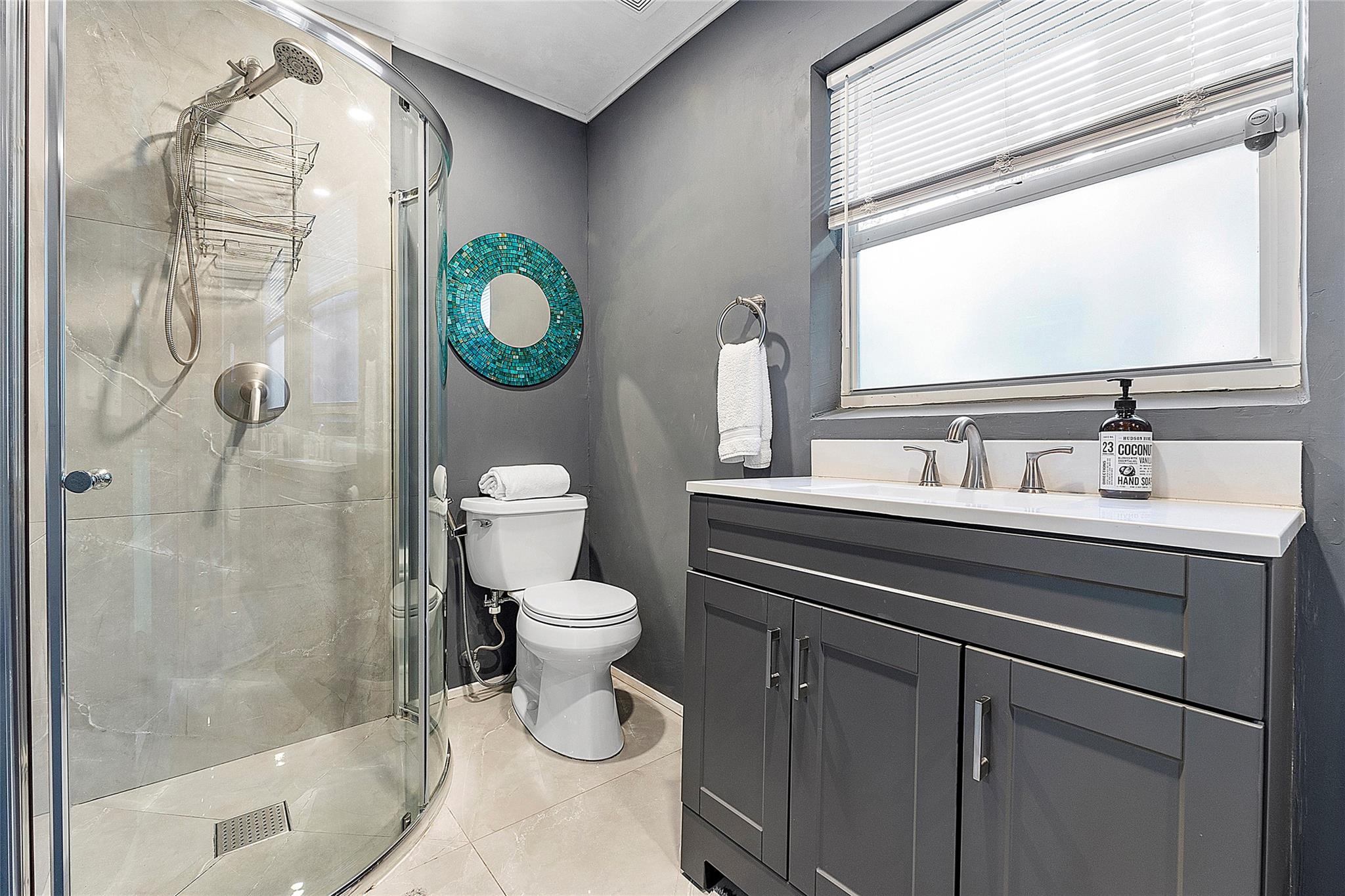 5260 NE 17th Ter Fort Lauderdale, FL 33334