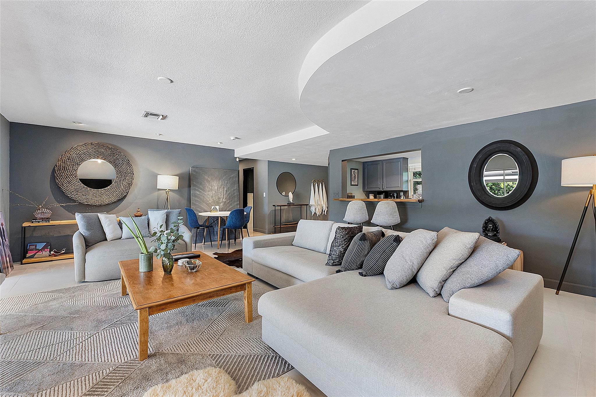 5260 NE 17th Ter Fort Lauderdale, FL 33334