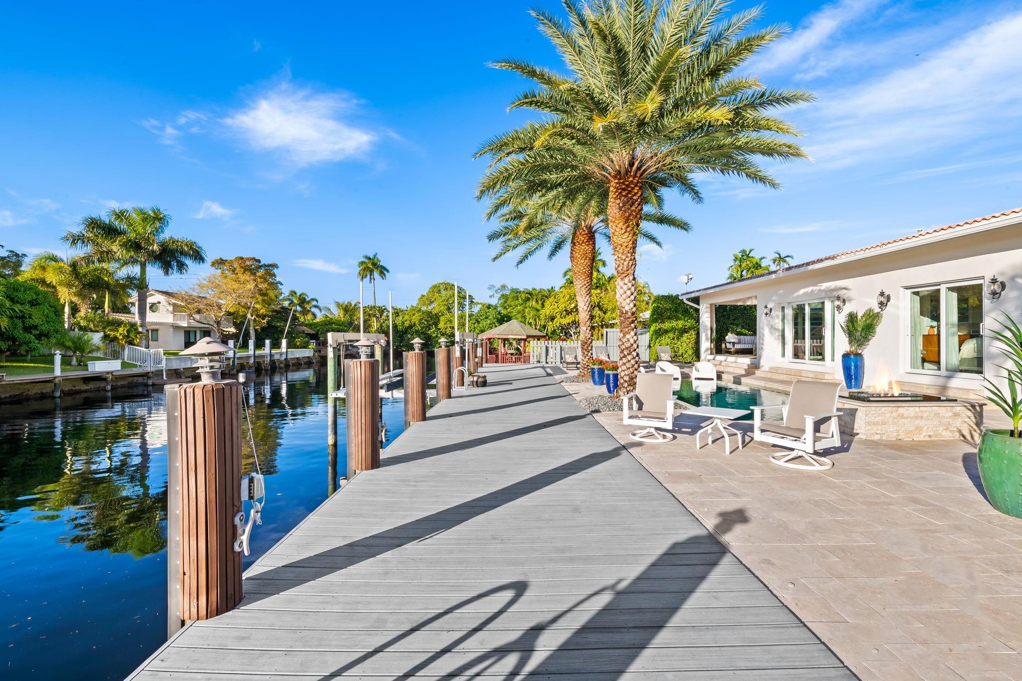 1731 NE 23rd Ave Fort Lauderdale, FL 33305