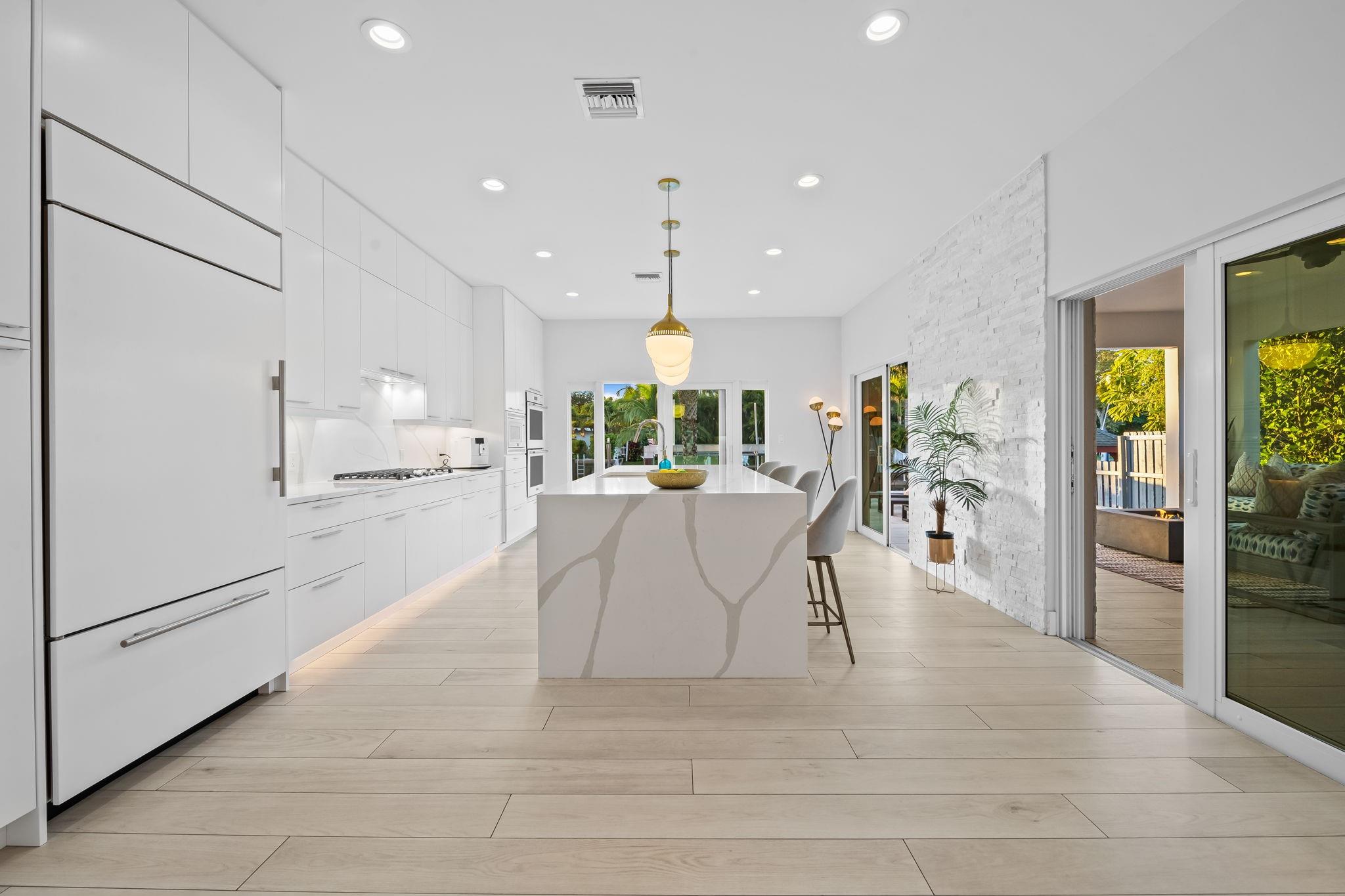 1731 NE 23rd Ave Fort Lauderdale, FL 33305