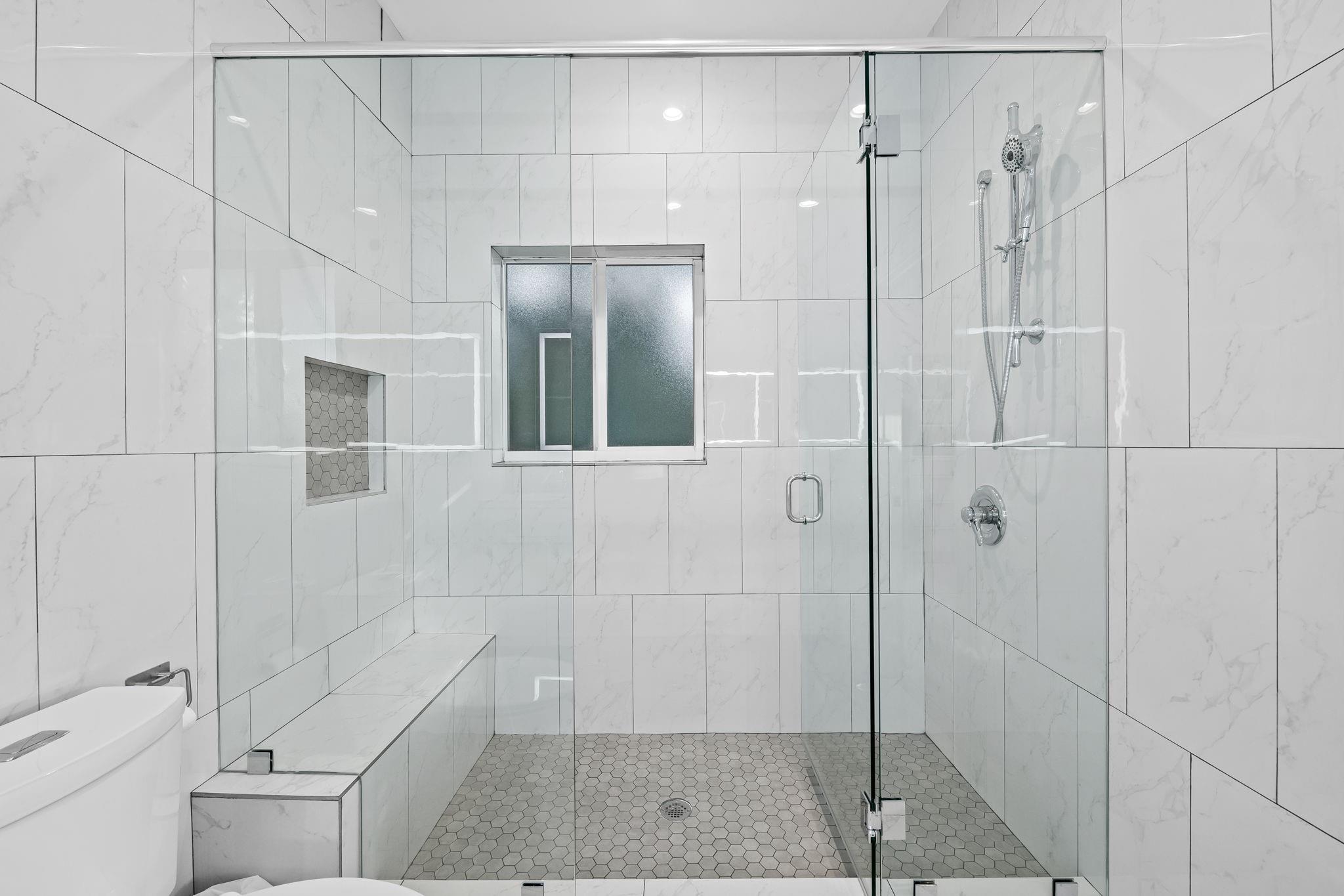 1731 NE 23rd Ave Fort Lauderdale, FL 33305