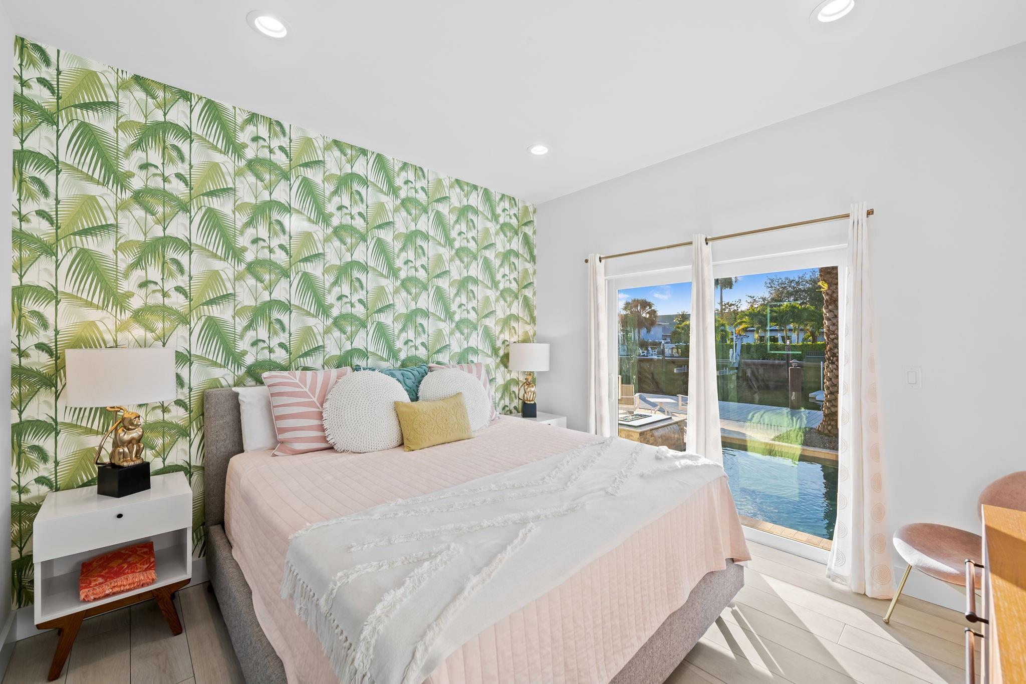 1731 NE 23rd Ave Fort Lauderdale, FL 33305