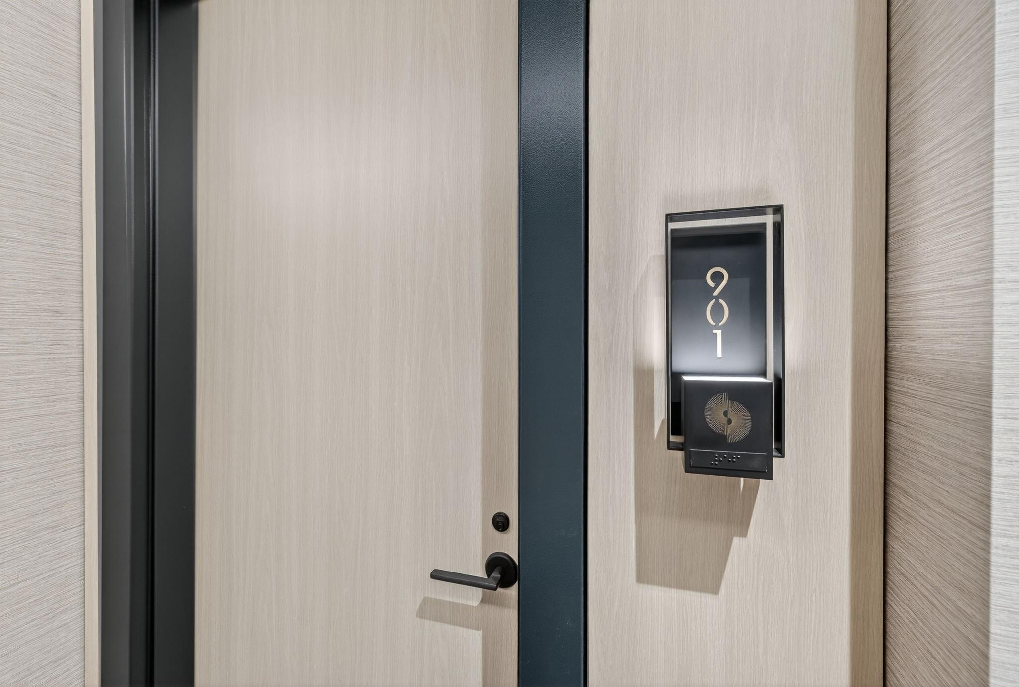 153 N Seabreeze Blvd #901-S Fort Lauderdale, FL 33304