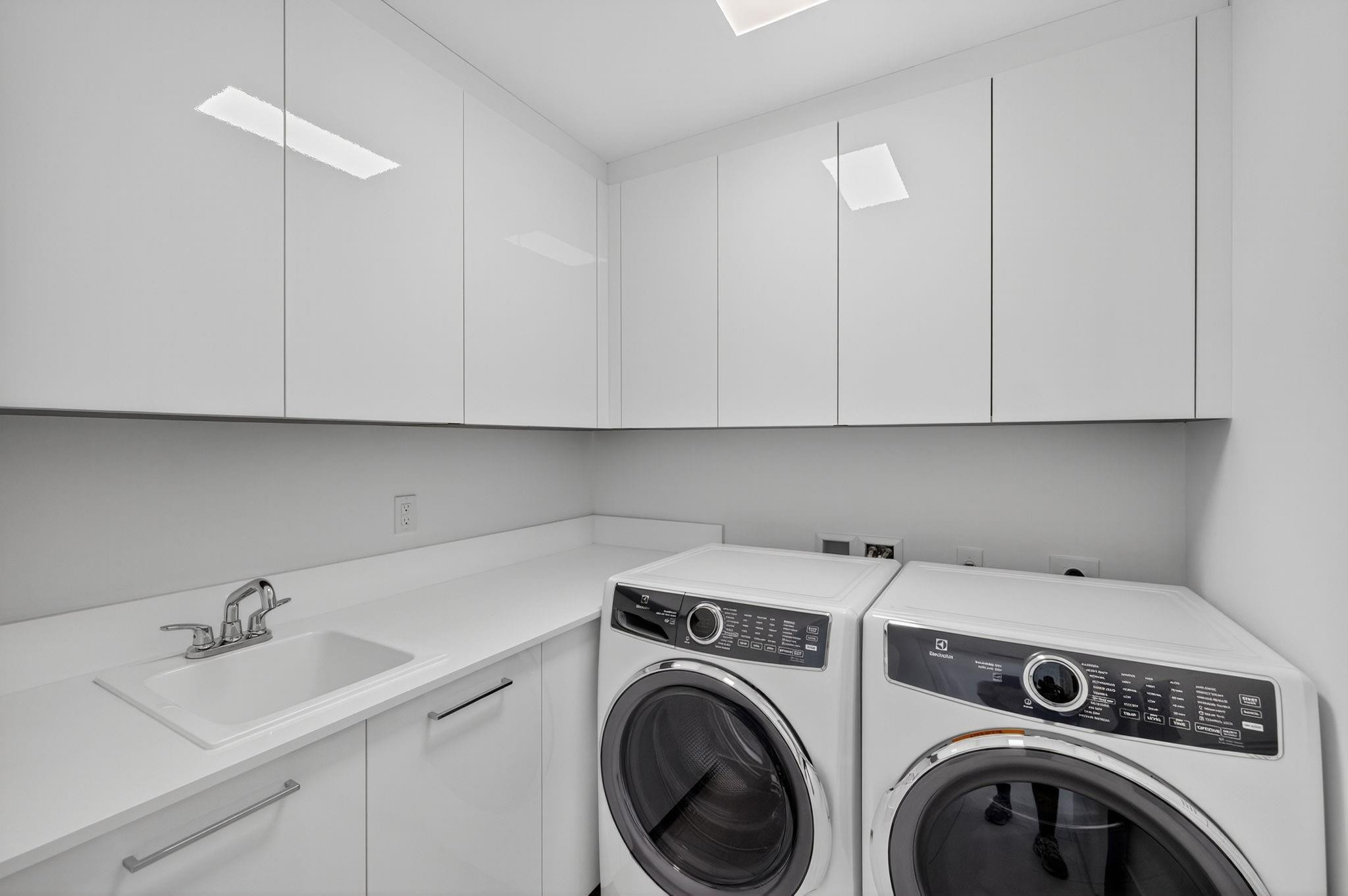 153 N Seabreeze Blvd #901-S Fort Lauderdale, FL 33304