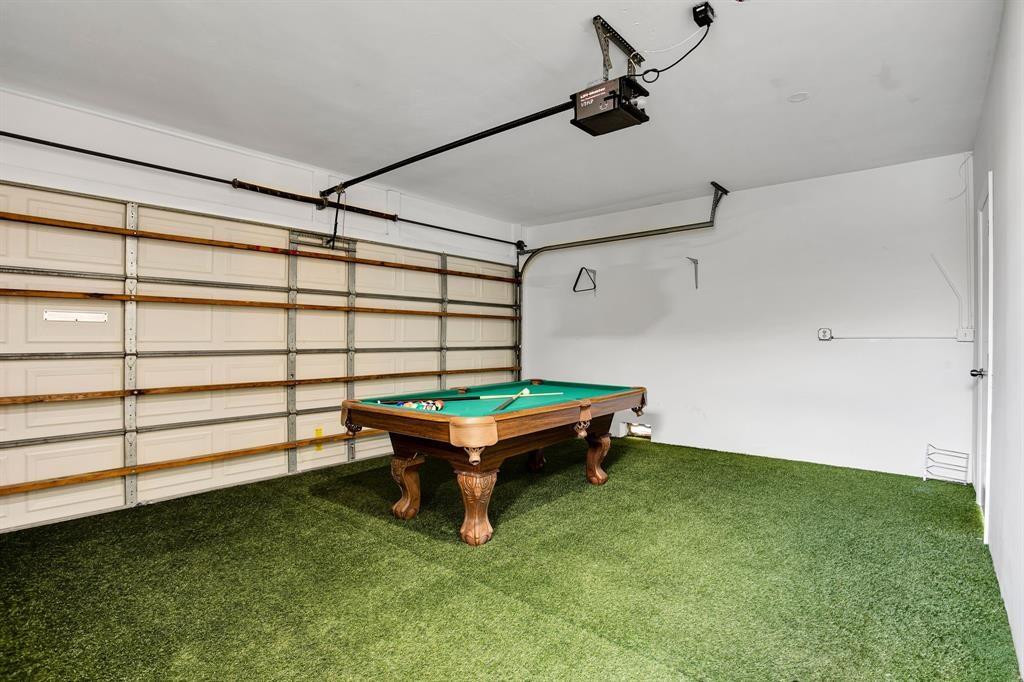 24 Castle Hbr Fort Lauderdale, FL 33308