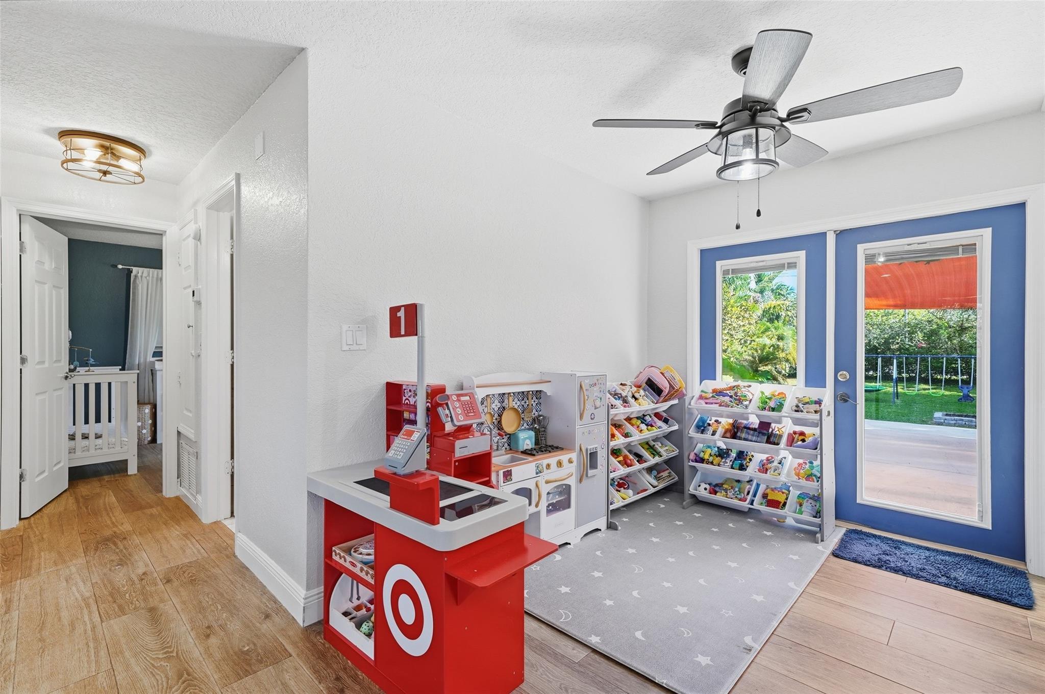 4730 SW 54th Ter Davie, FL 33314