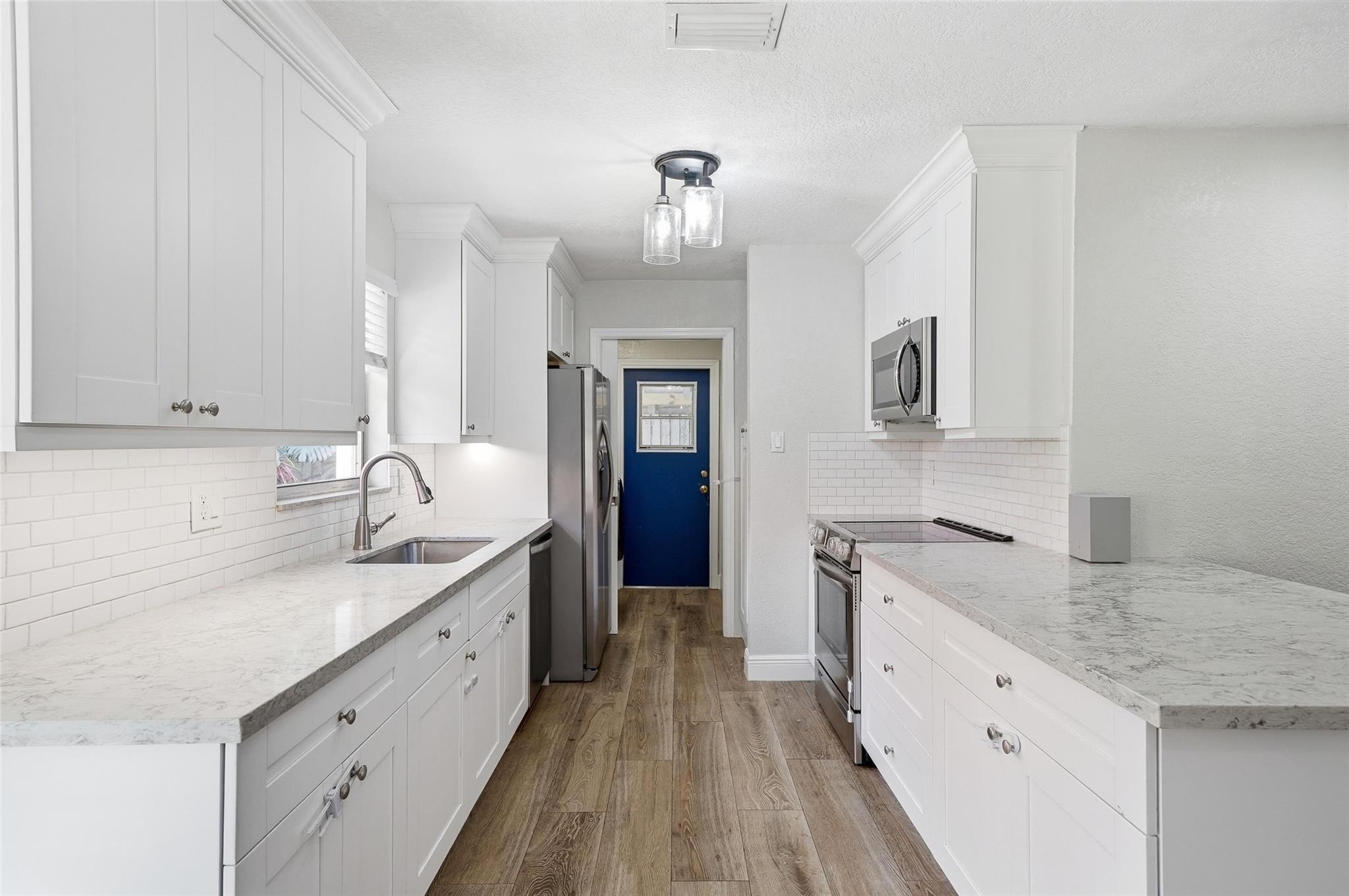 4730 SW 54th Ter Davie, FL 33314