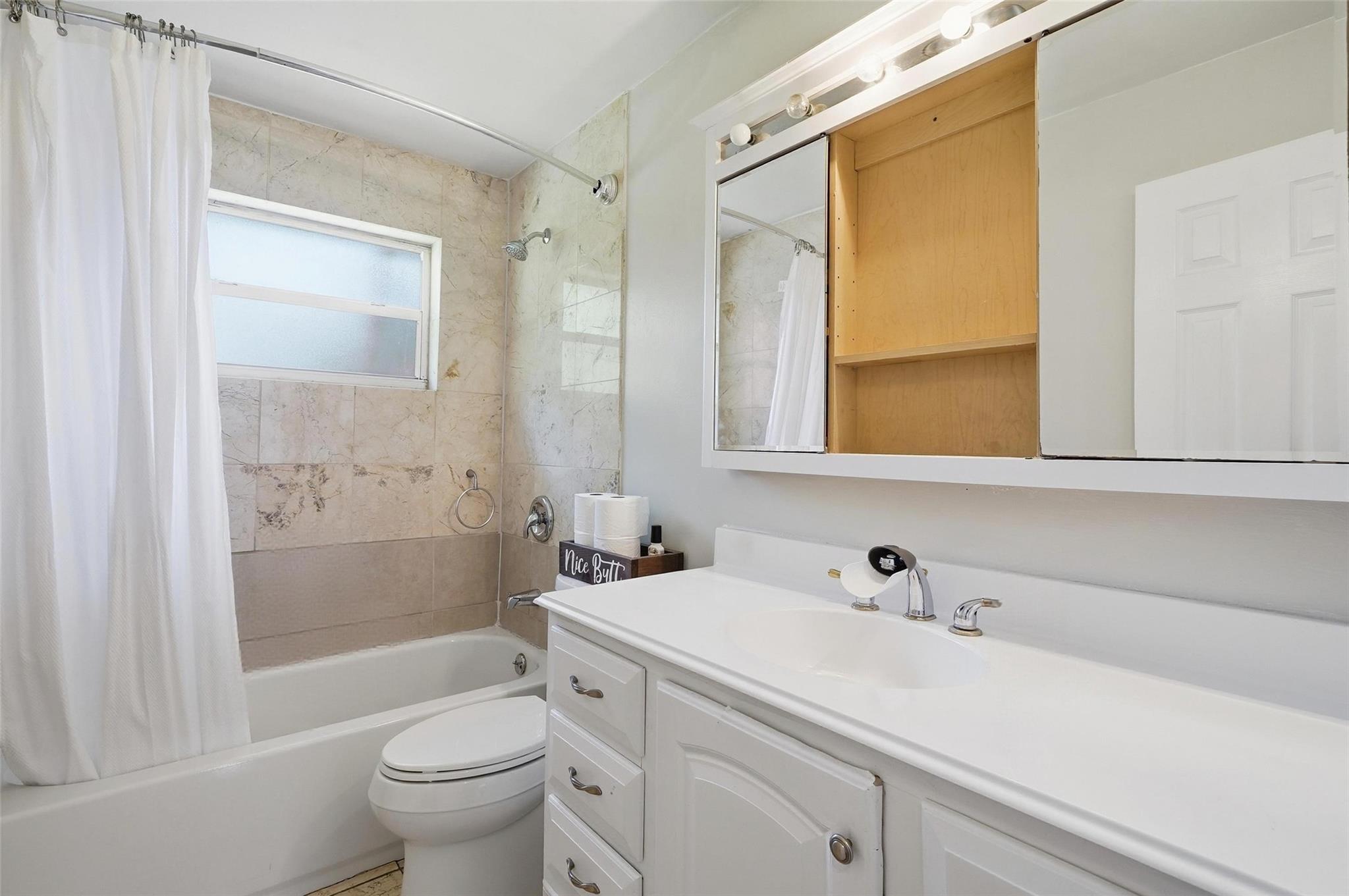 4730 SW 54th Ter Davie, FL 33314