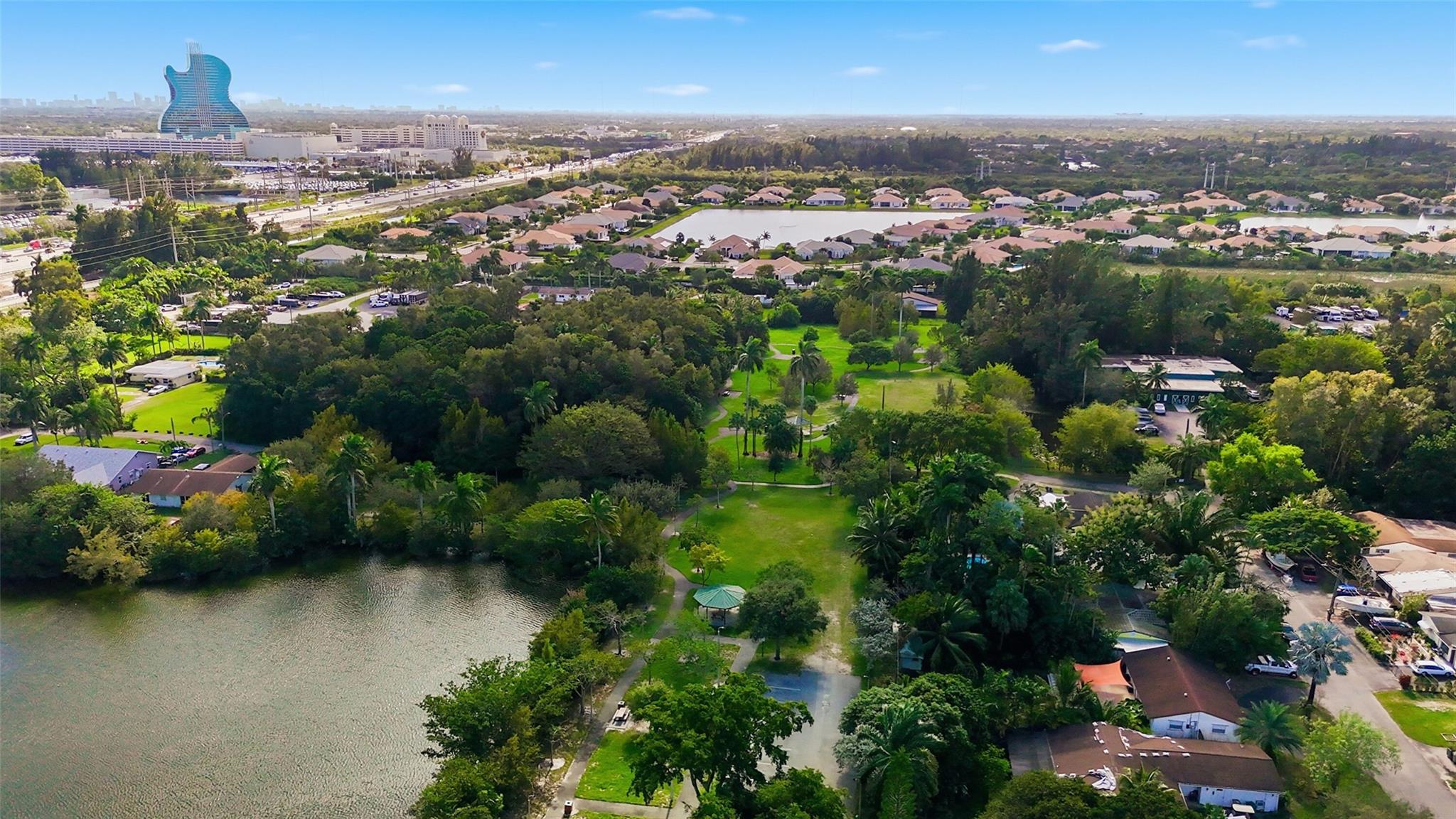 4730 SW 54th Ter Davie, FL 33314