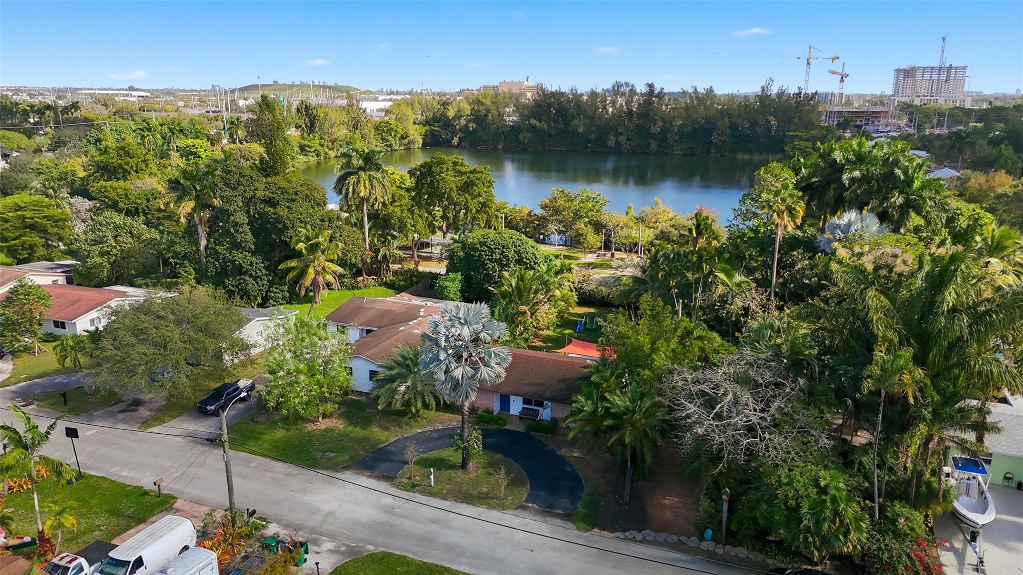 4730 SW 54th Ter Davie, FL 33314