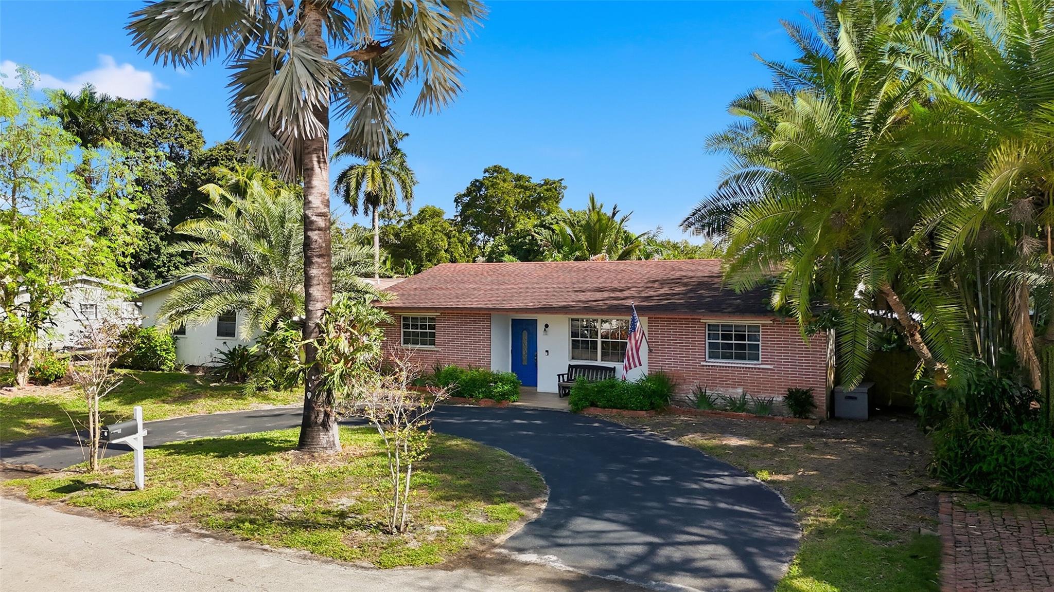 4730 SW 54th Ter Davie, FL 33314