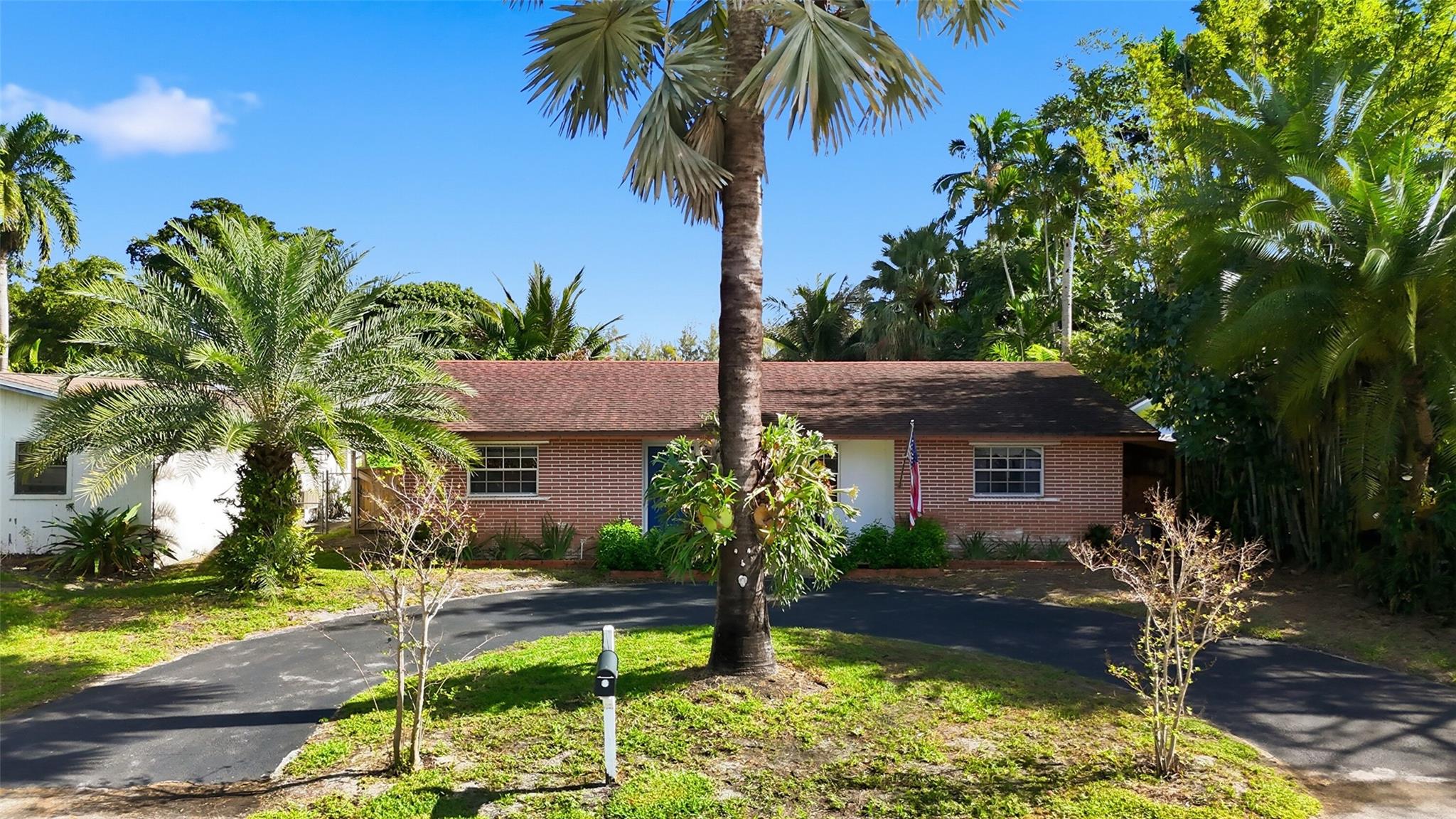 4730 SW 54th Ter Davie, FL 33314