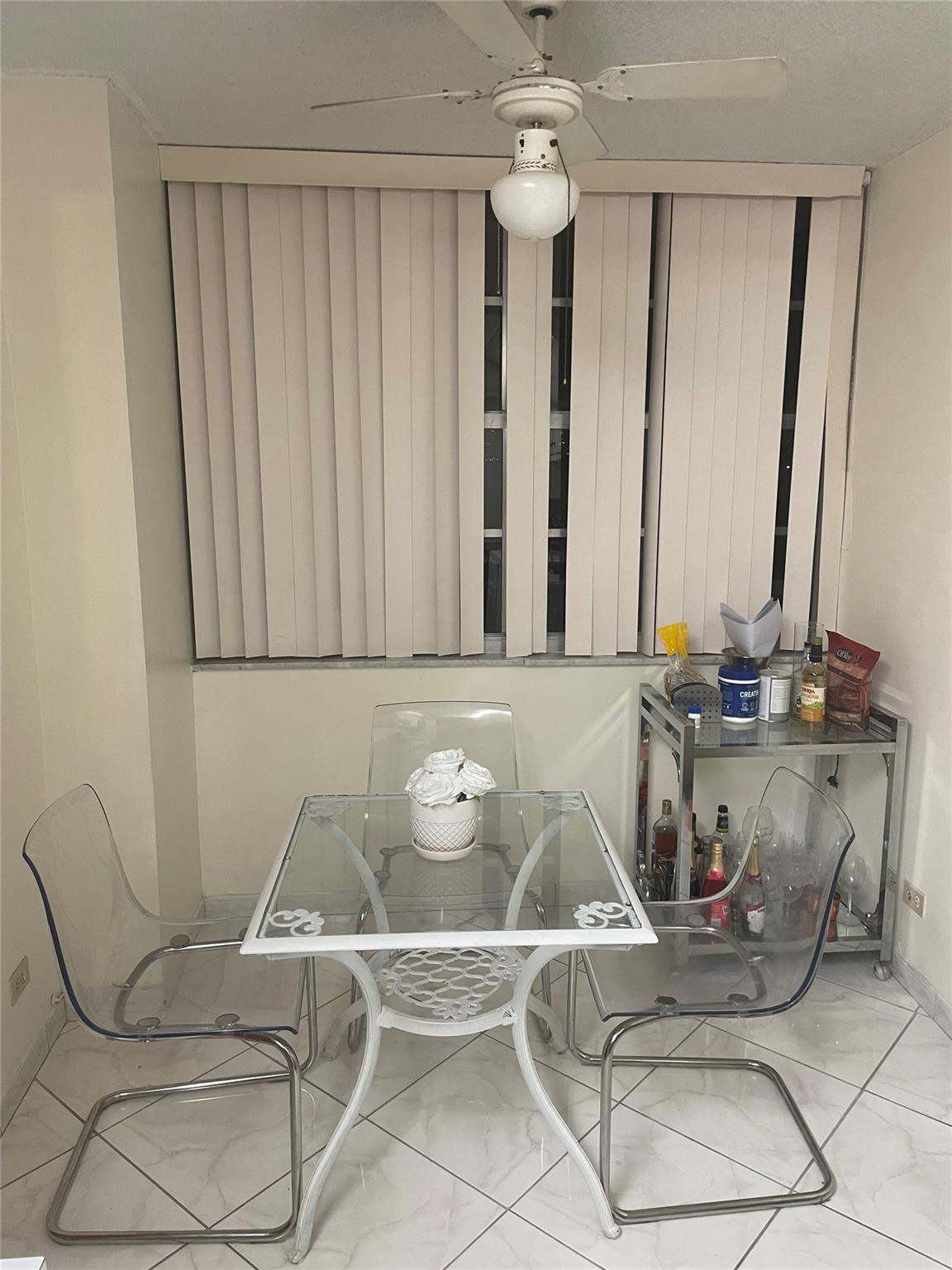 image Winston Towers 20012