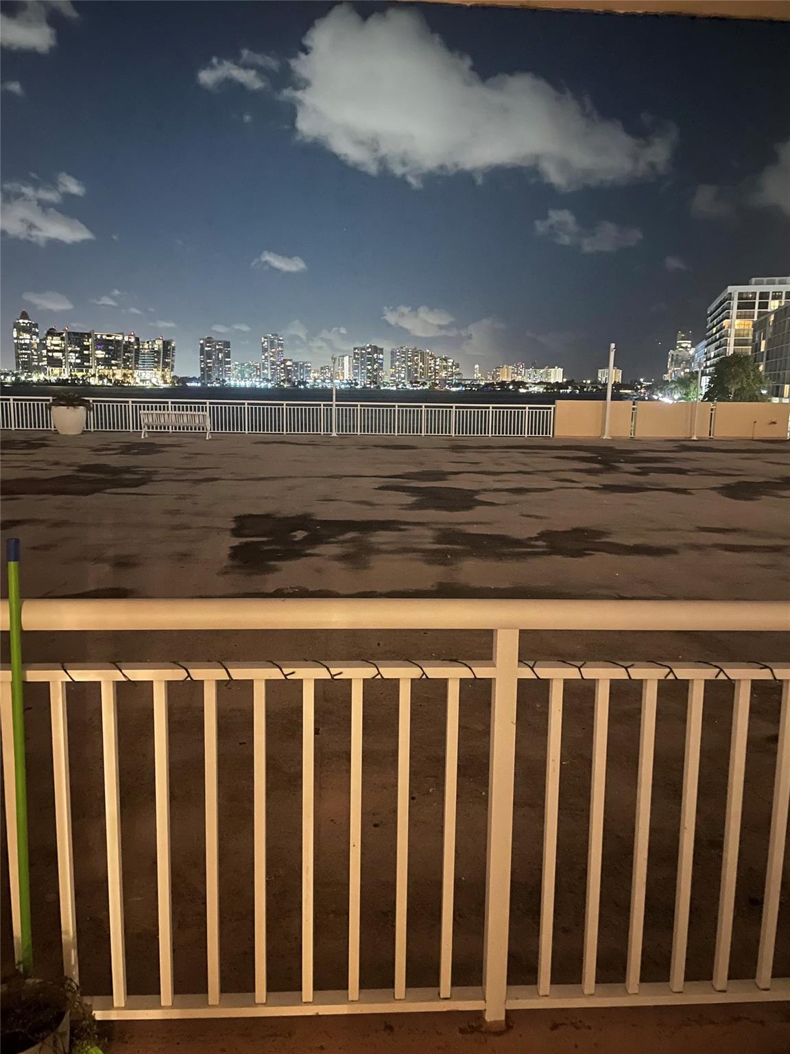 image Winston Towers 20018