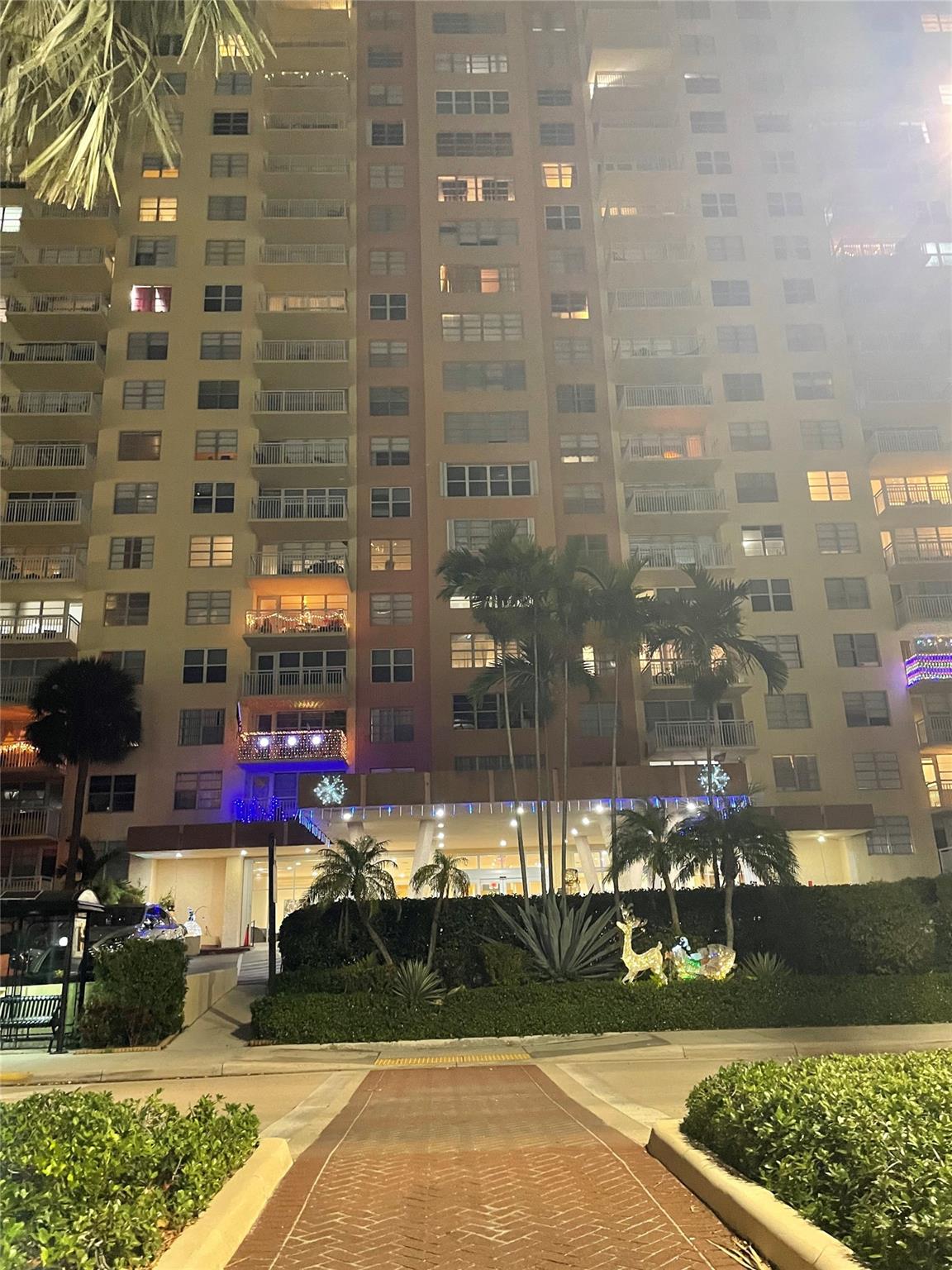 image Winston Towers 20022