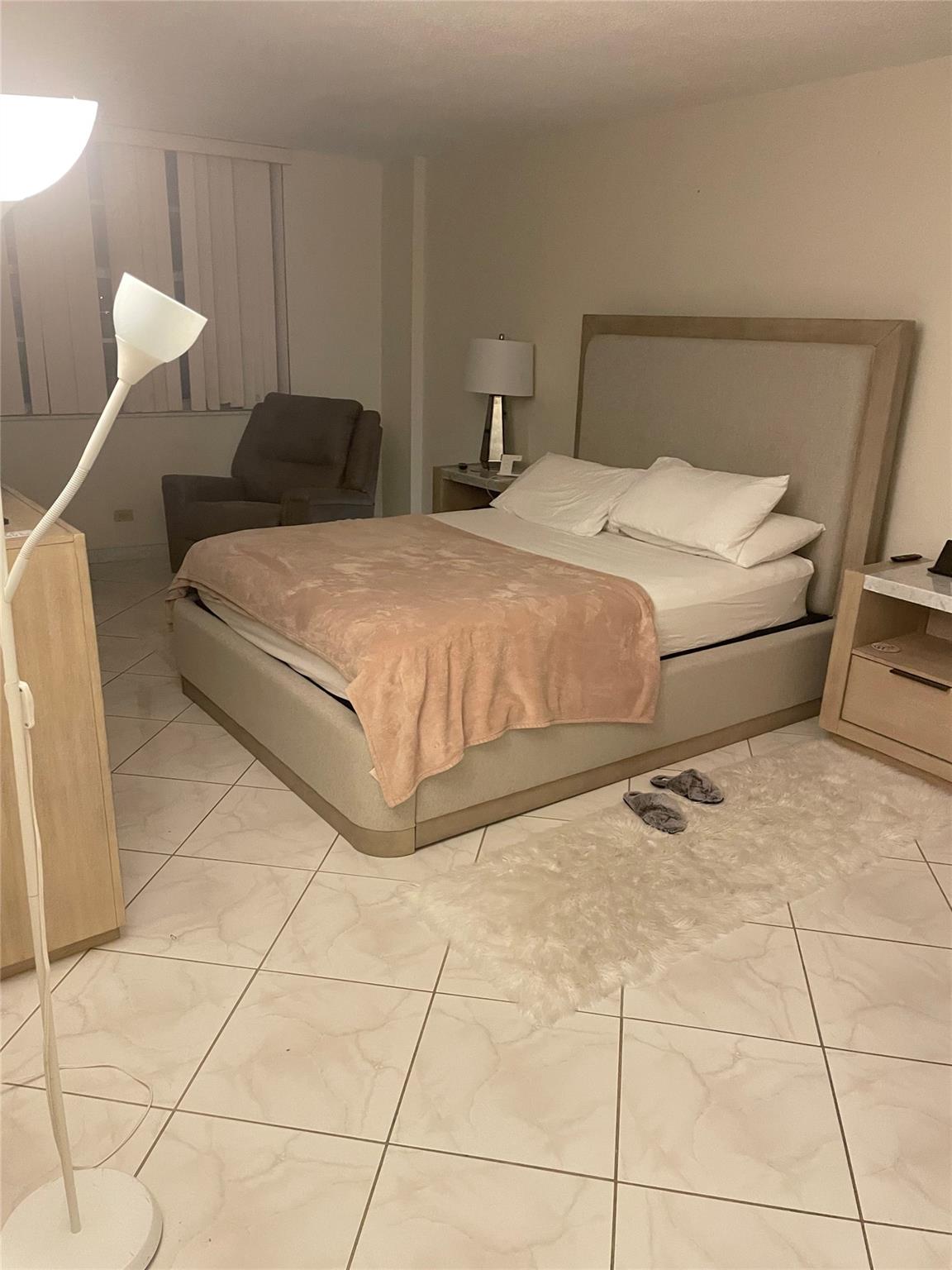 image Winston Towers 2006