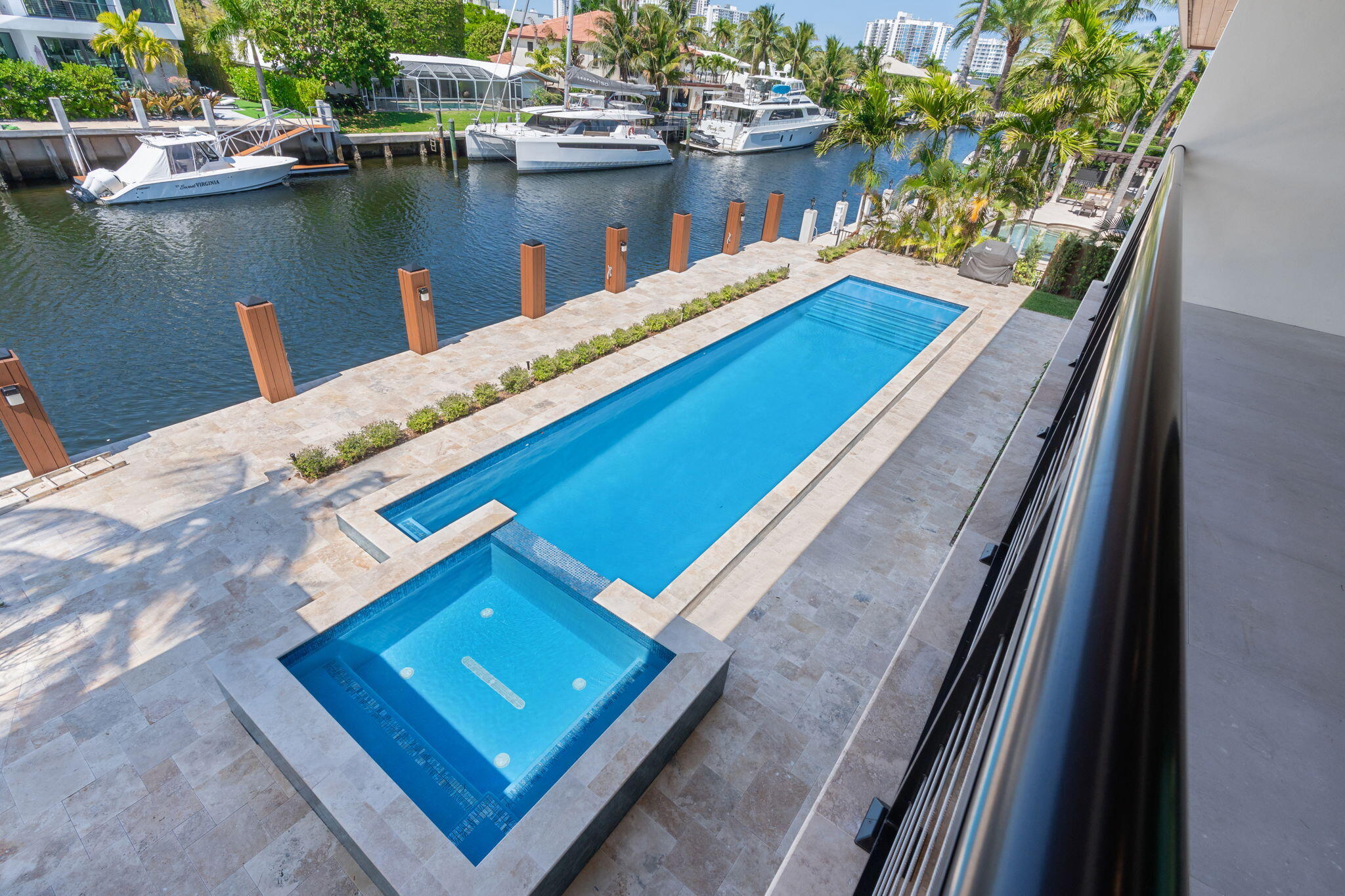 2839 NE 26th Fort Lauderdale, FL 33306