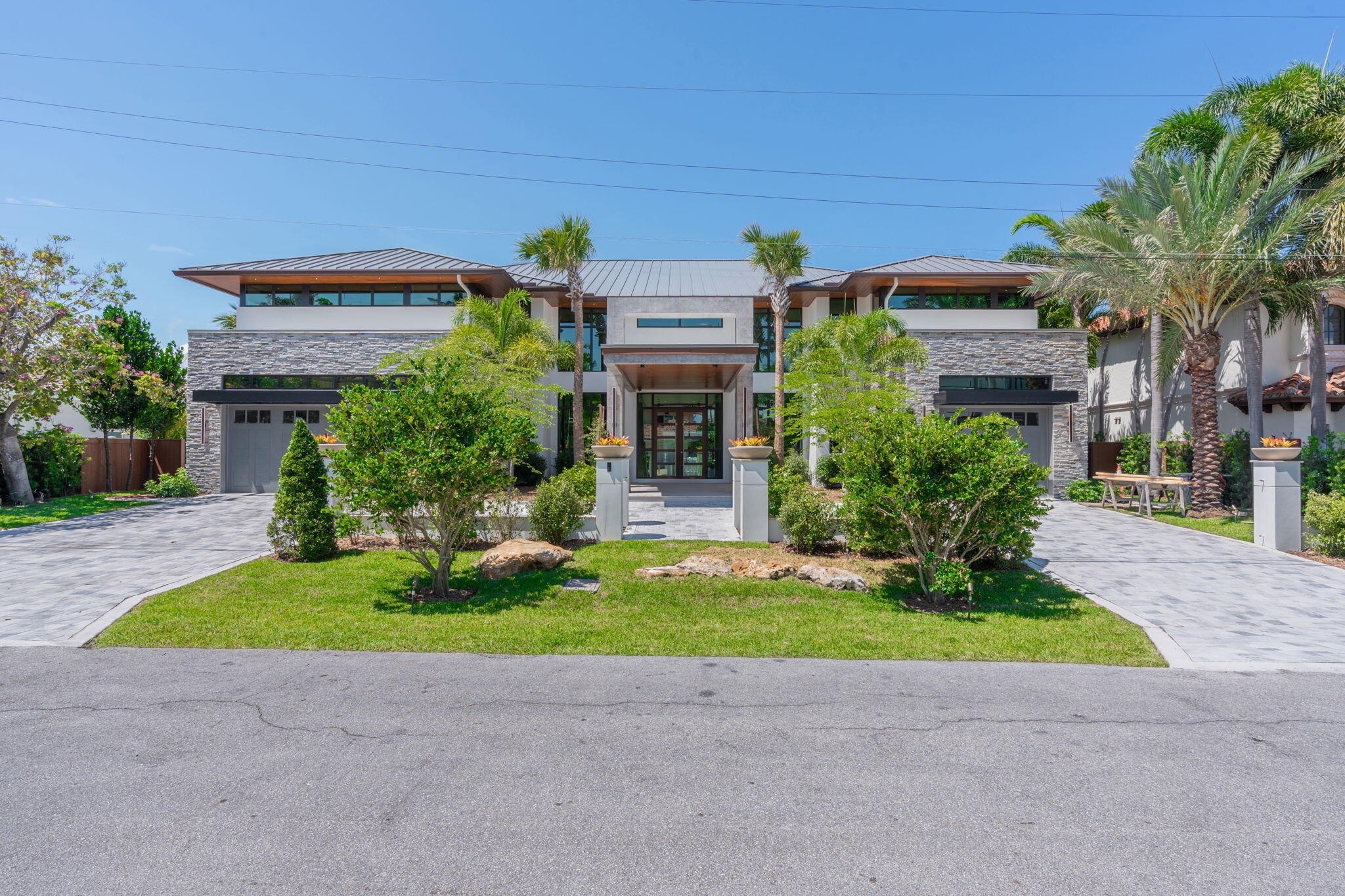 2839 NE 26th Fort Lauderdale, FL 33306