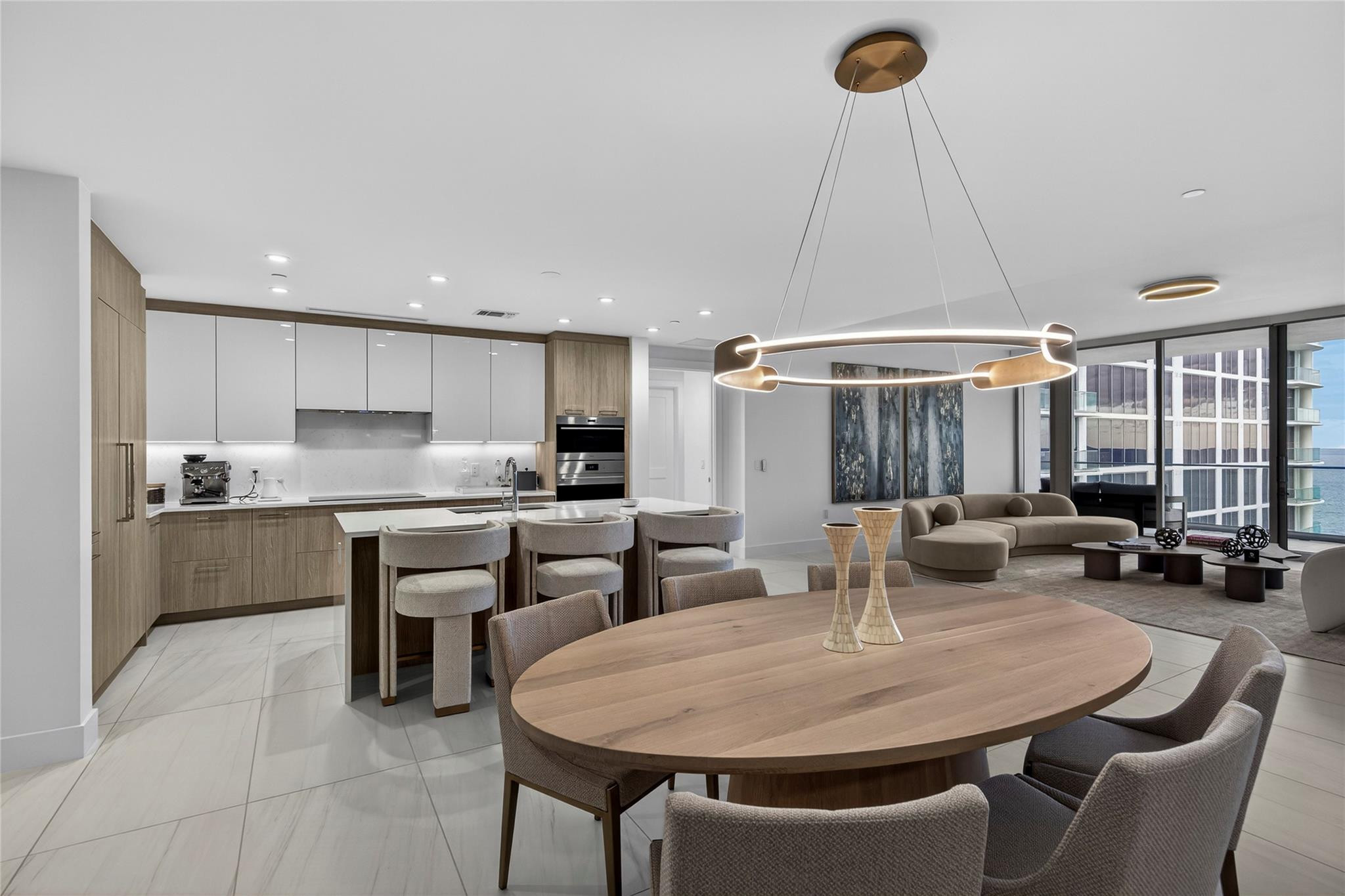 153 N Seabreeze #1901-S Fort Lauderdale, FL 33304