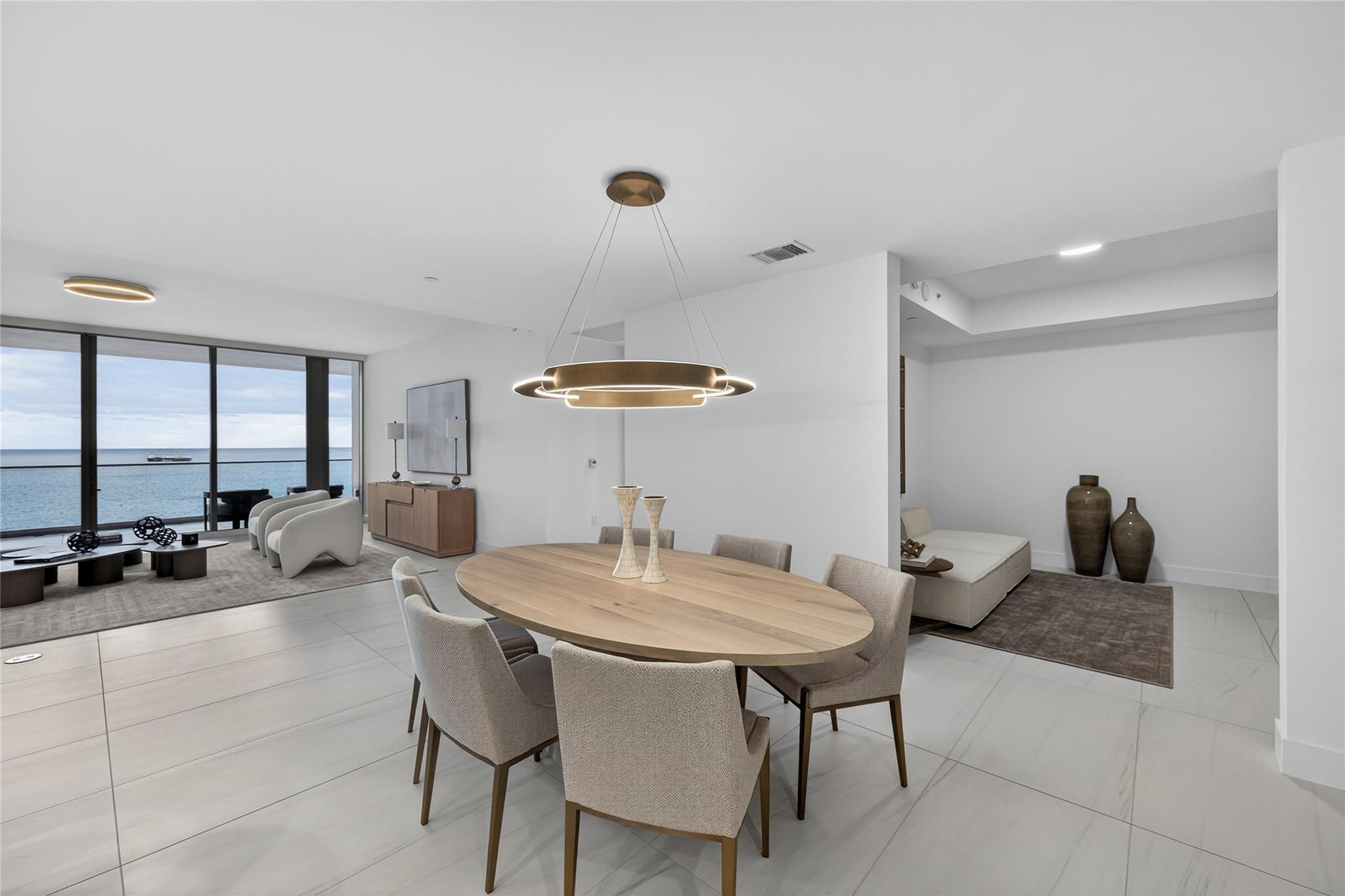 153 N Seabreeze #1901-S Fort Lauderdale, FL 33304