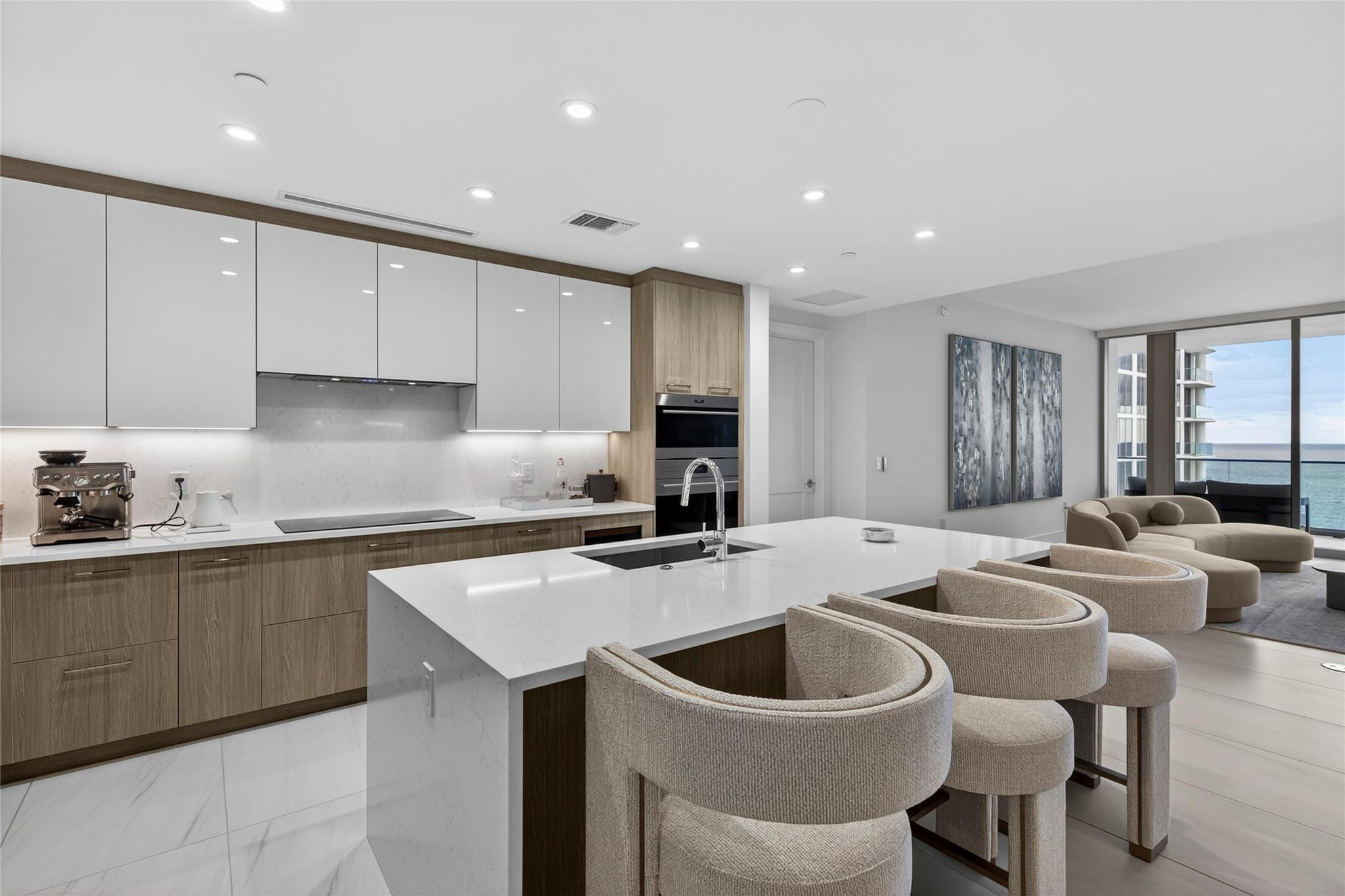 153 N Seabreeze #1901-S Fort Lauderdale, FL 33304