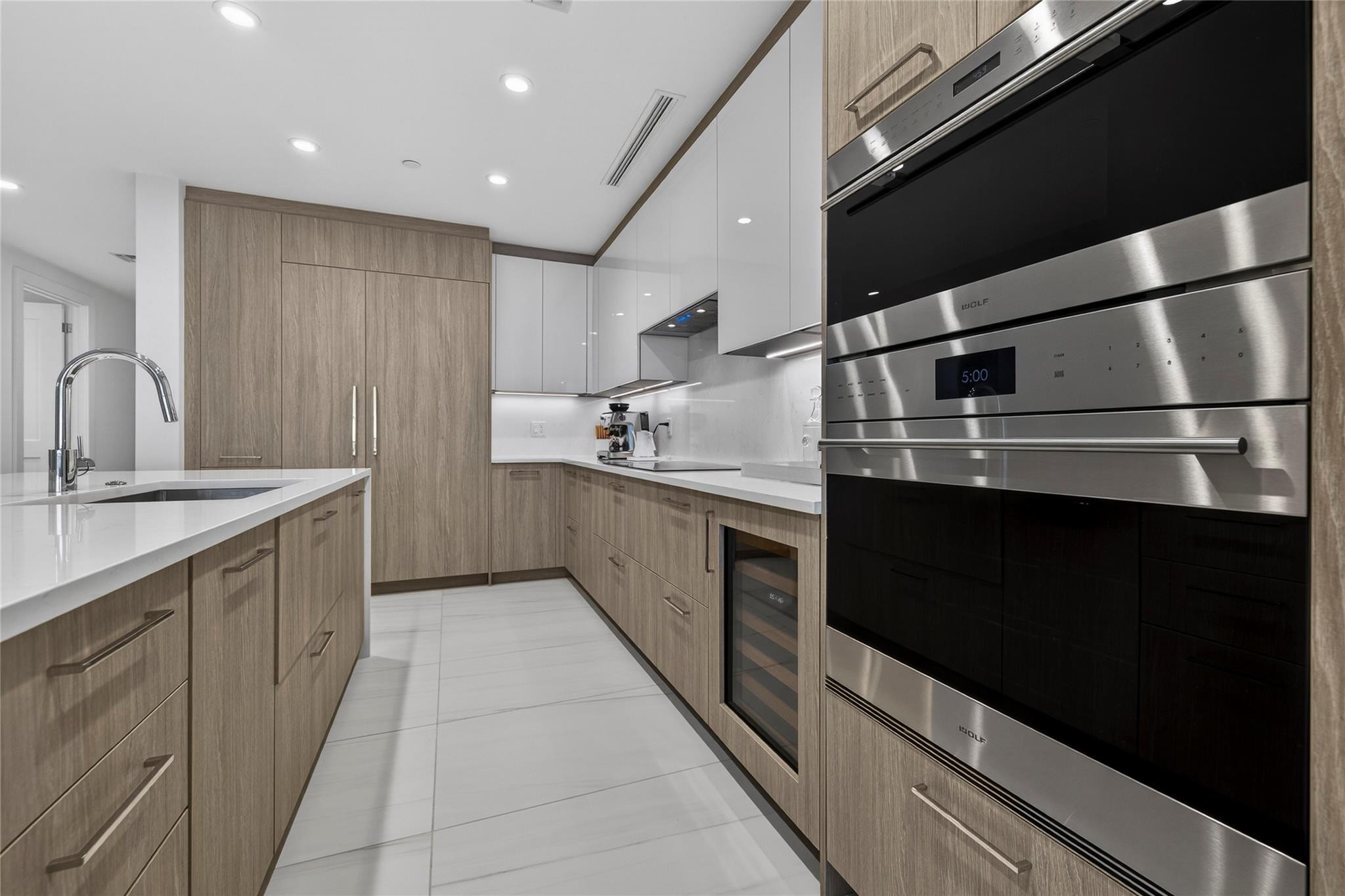 153 N Seabreeze #1901-S Fort Lauderdale, FL 33304