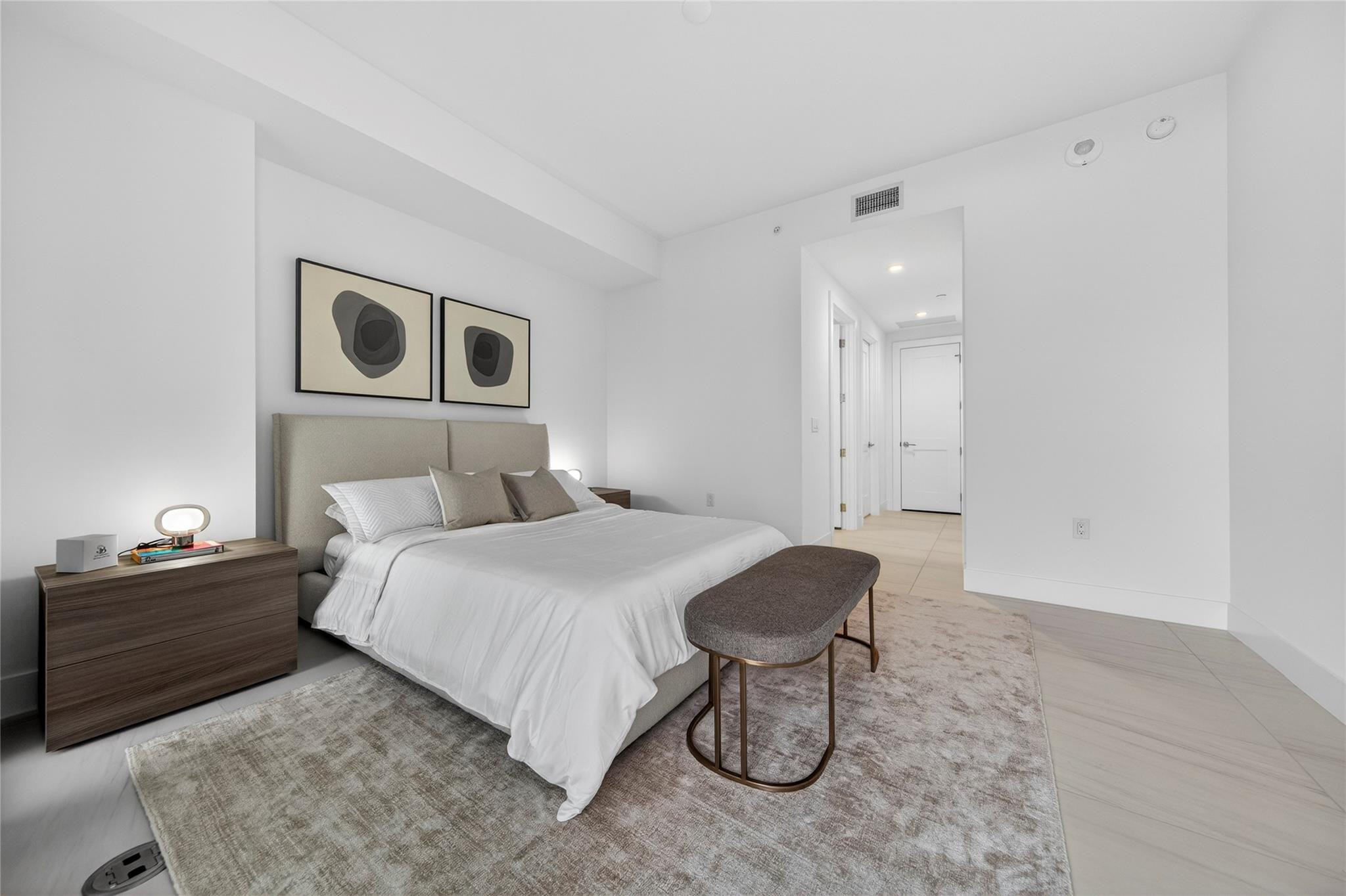 153 N Seabreeze #1901-S Fort Lauderdale, FL 33304