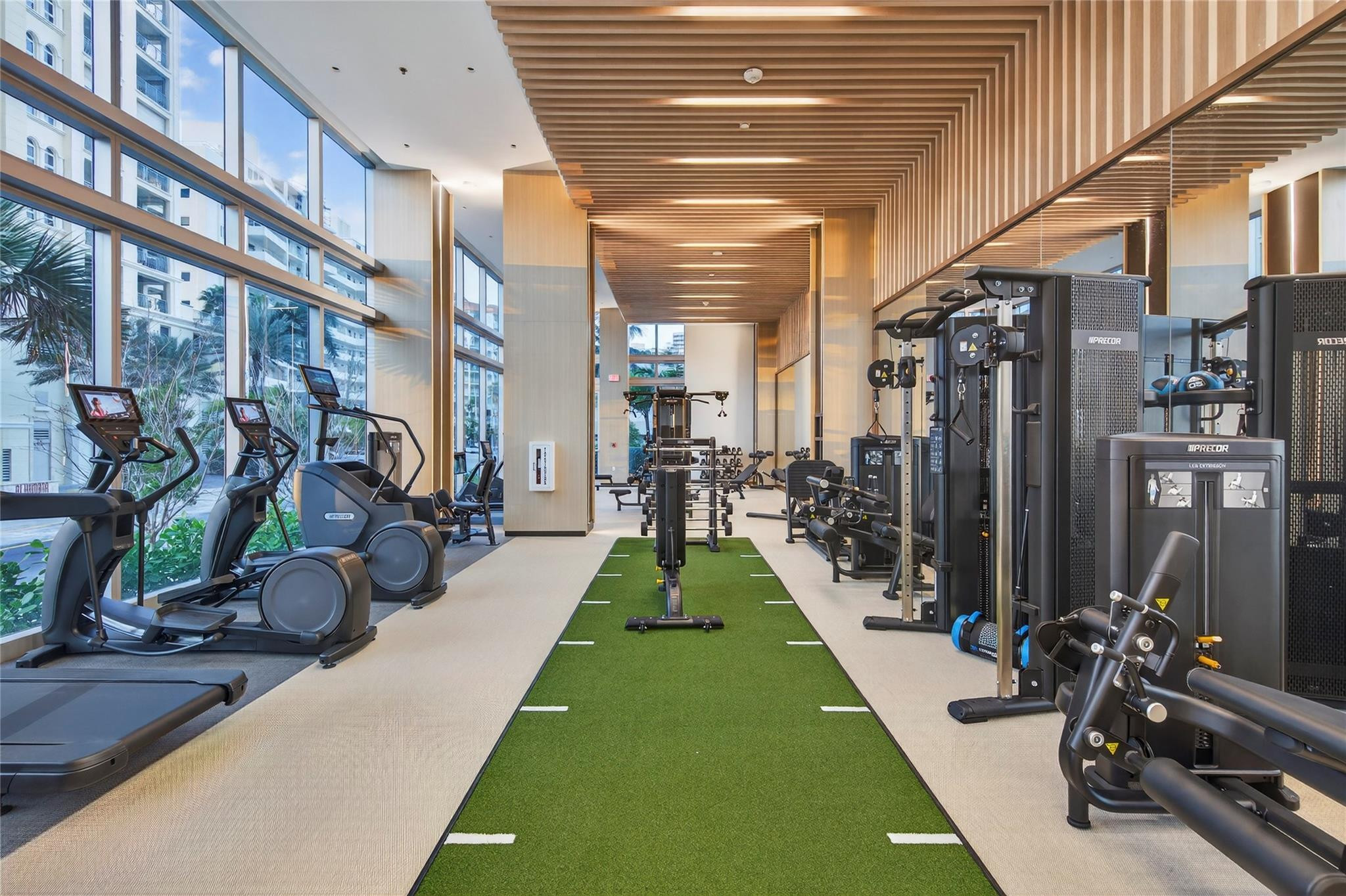 153 N Seabreeze #1901-S Fort Lauderdale, FL 33304