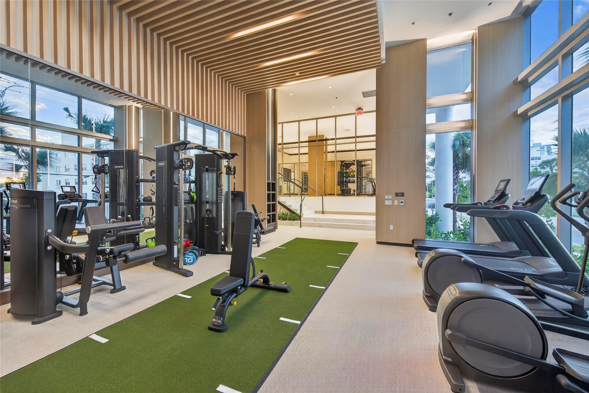 153 N Seabreeze #1901-S Fort Lauderdale, FL 33304