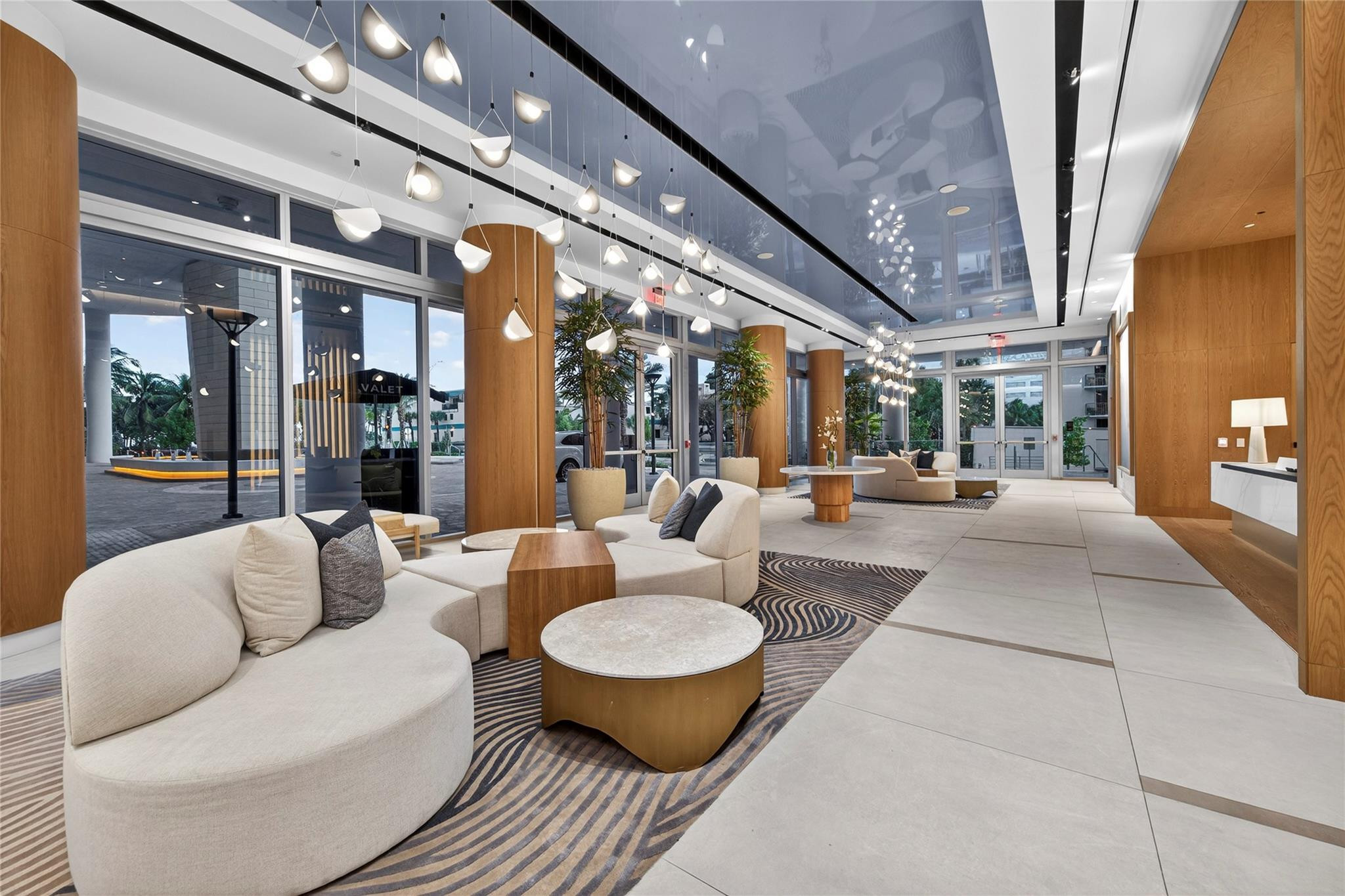 153 N Seabreeze #1901-S Fort Lauderdale, FL 33304