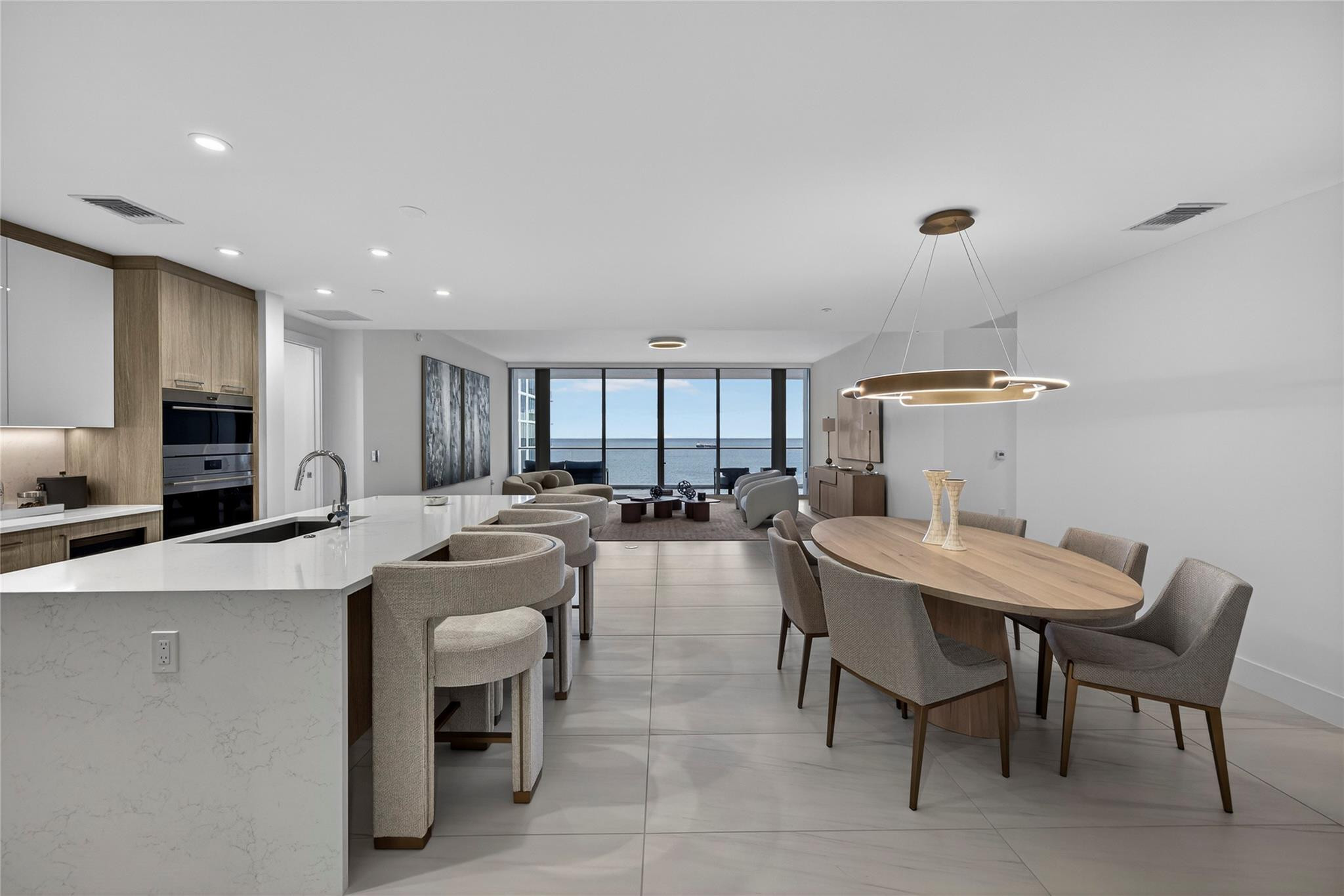 153 N Seabreeze #1901-S Fort Lauderdale, FL 33304