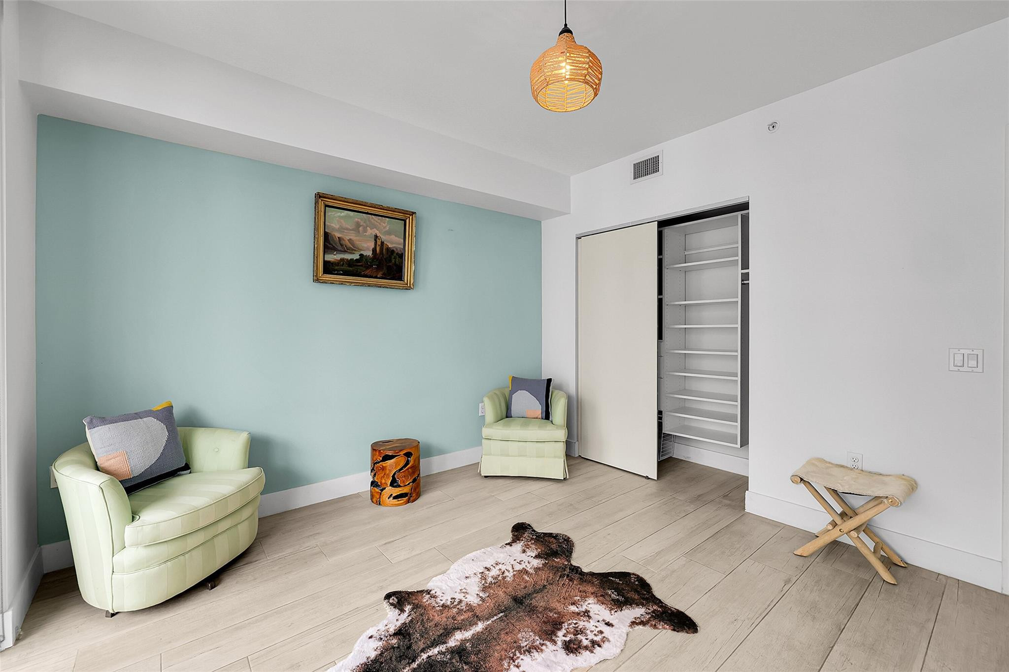 201 SW 17th #602 Miami, FL 33129