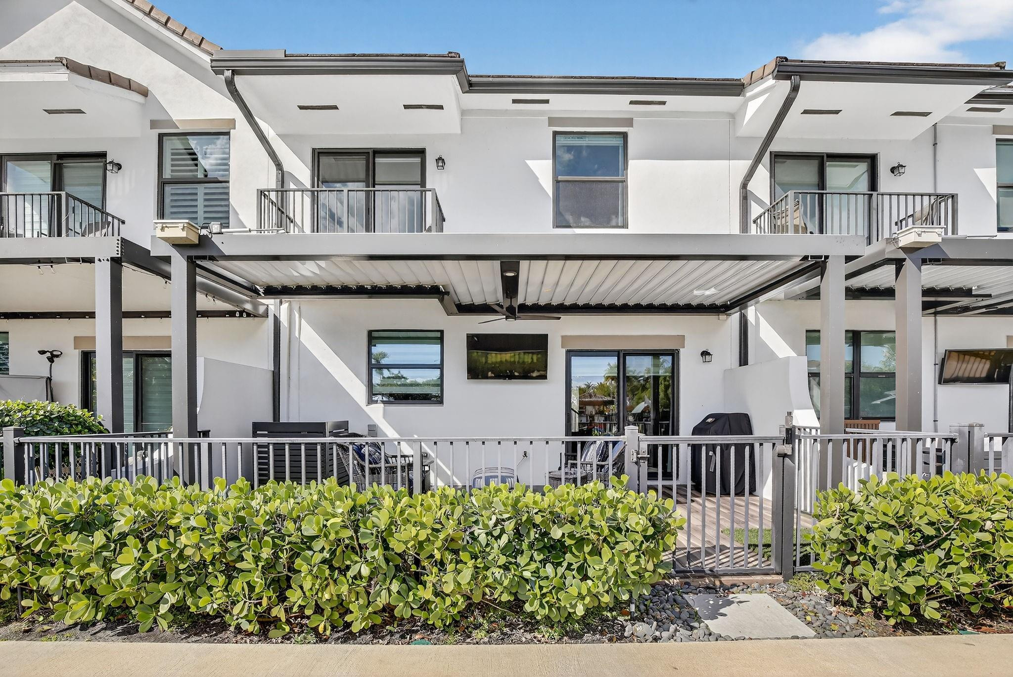 4458 E Aqua Bella #4458 Fort Lauderdale, FL 33312