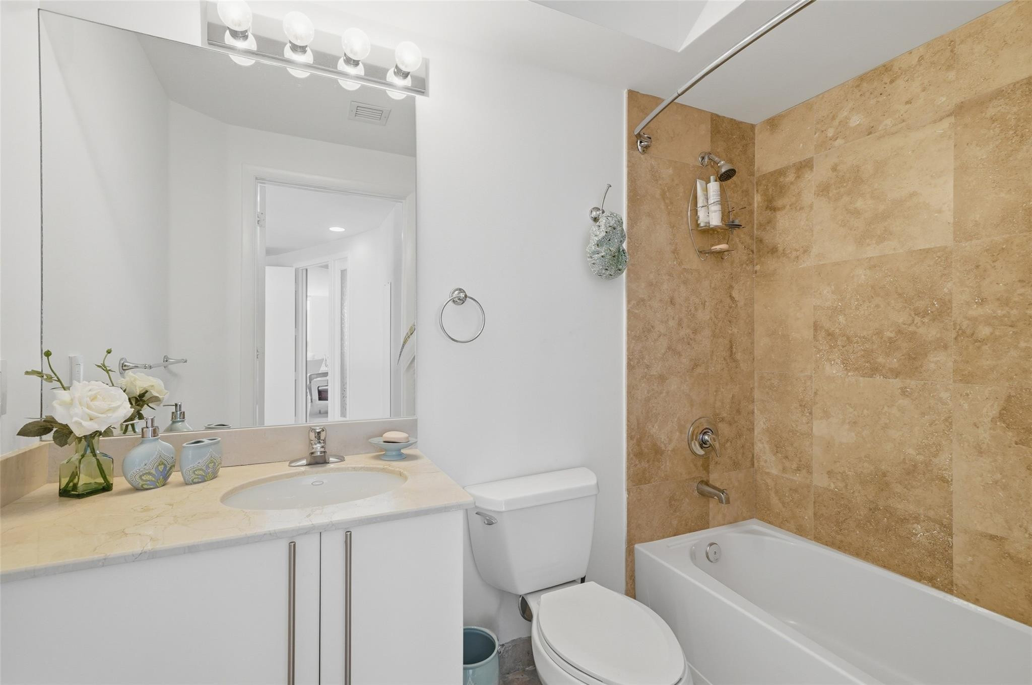 image 3030 Aventura9