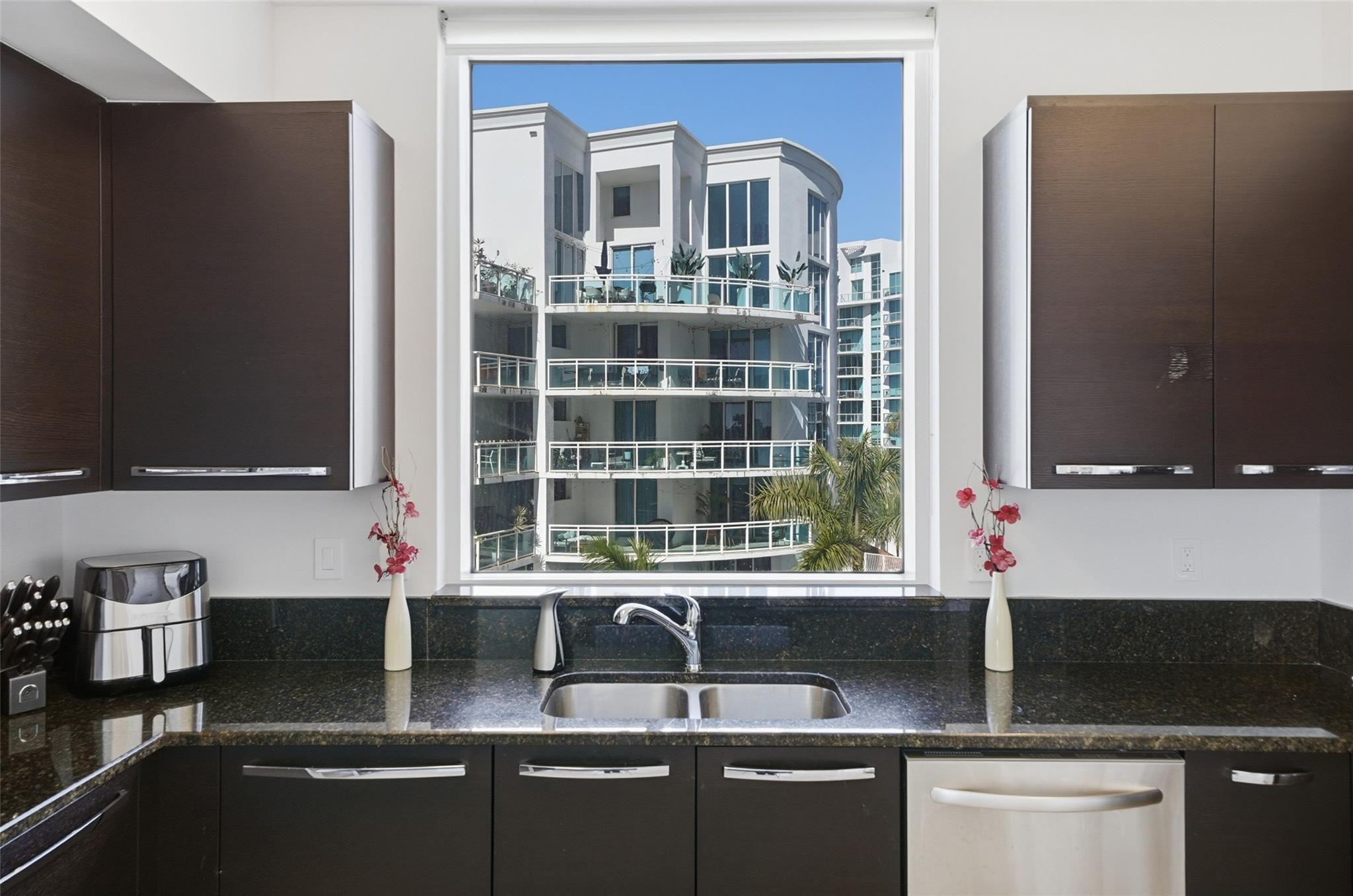 image 3030 Aventura17