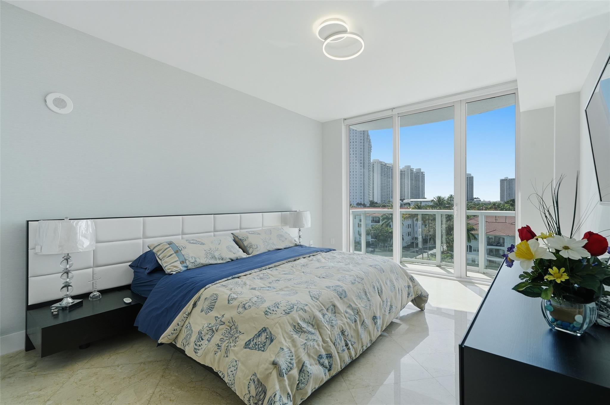 image 3030 Aventura32