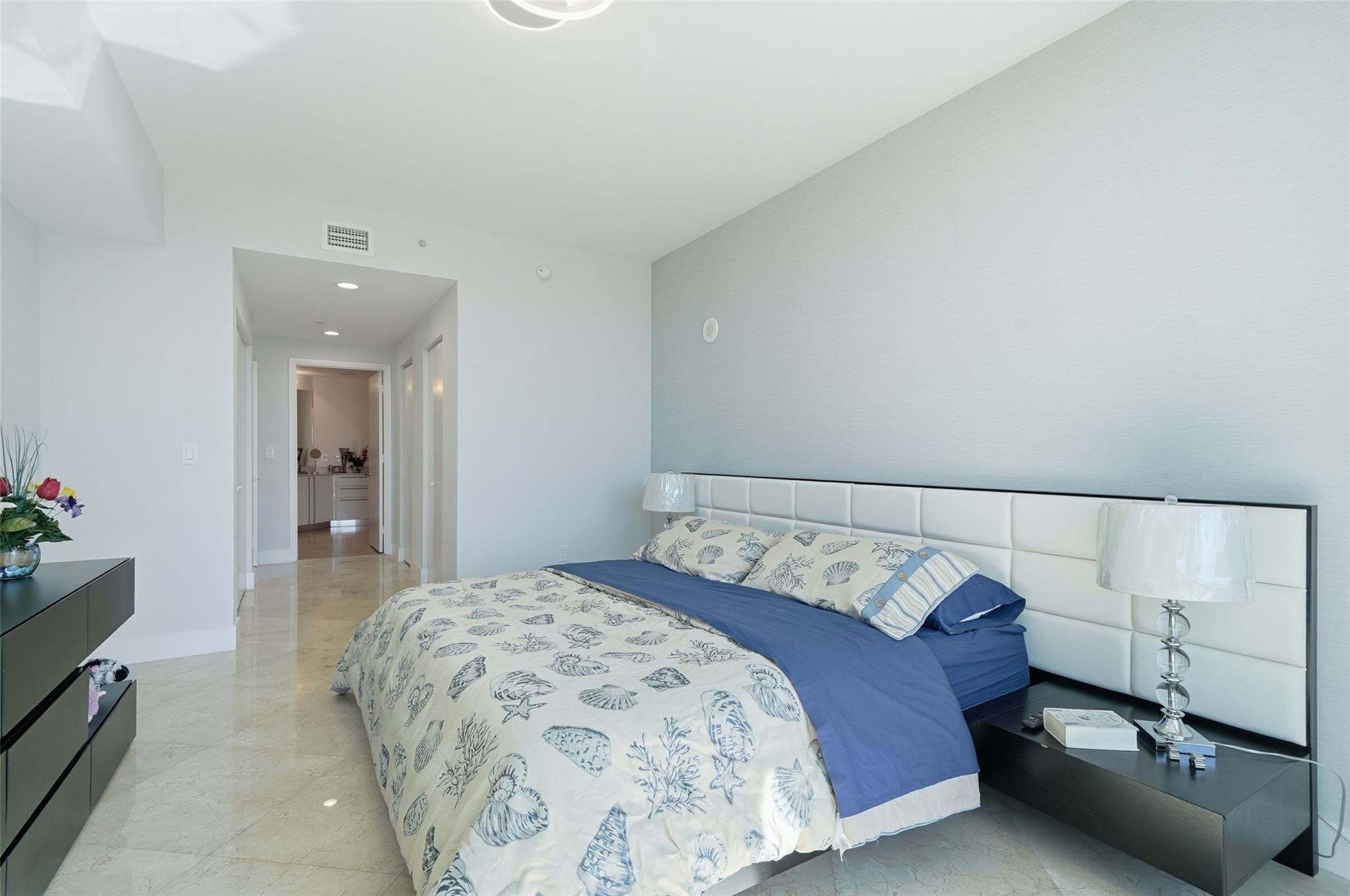 image 3030 Aventura34