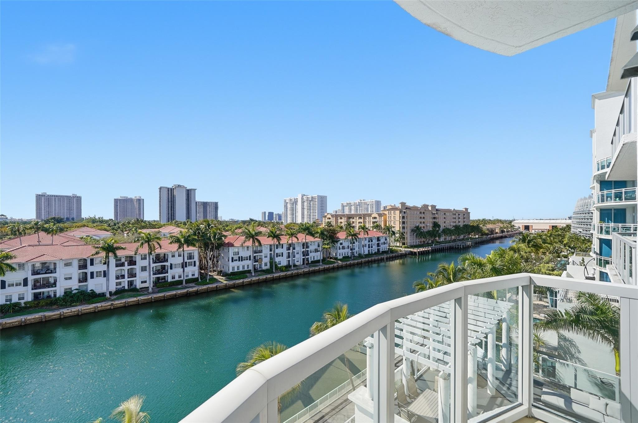 image 3030 Aventura37